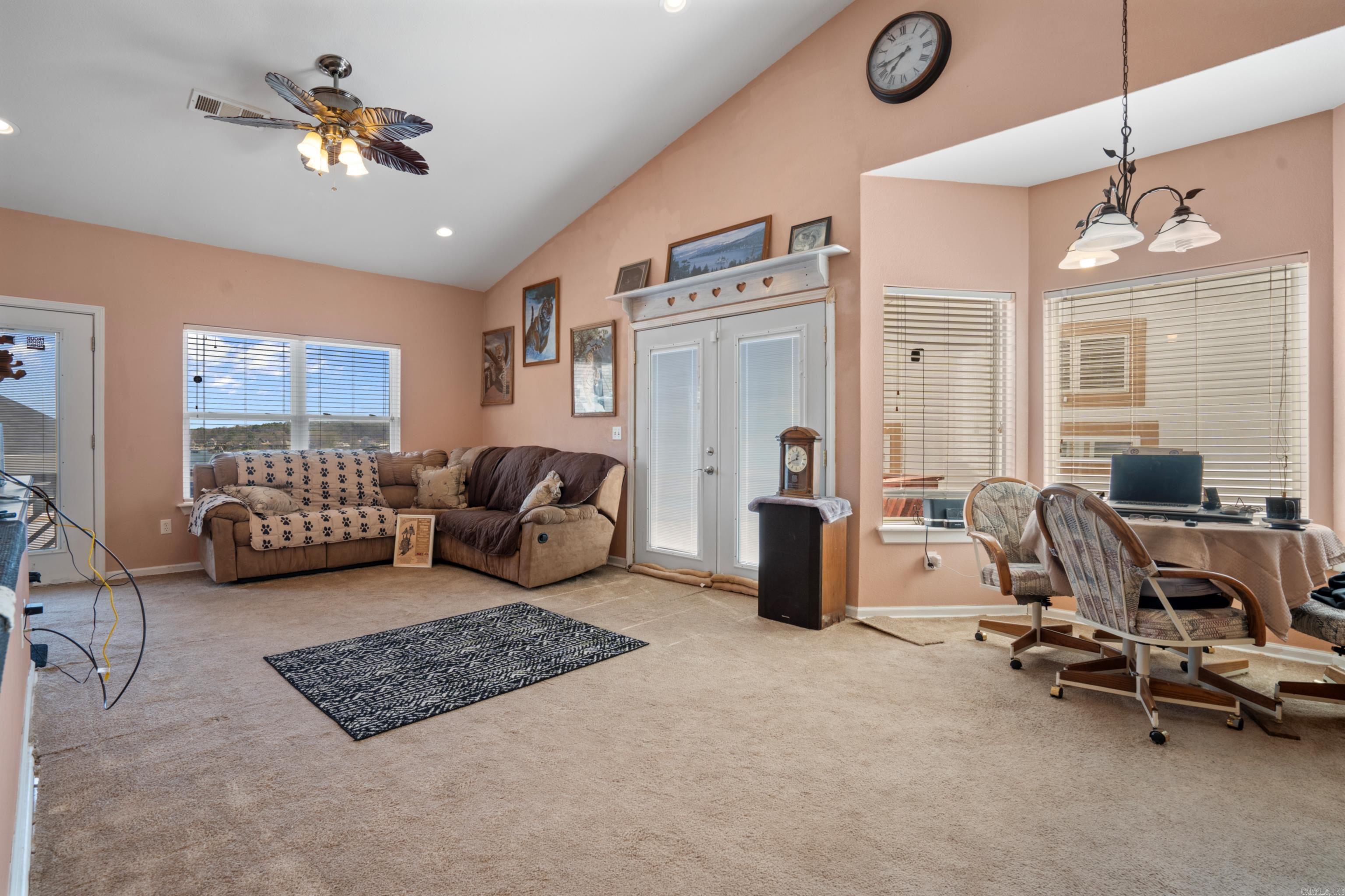 208 Aberina Street Unit: H
