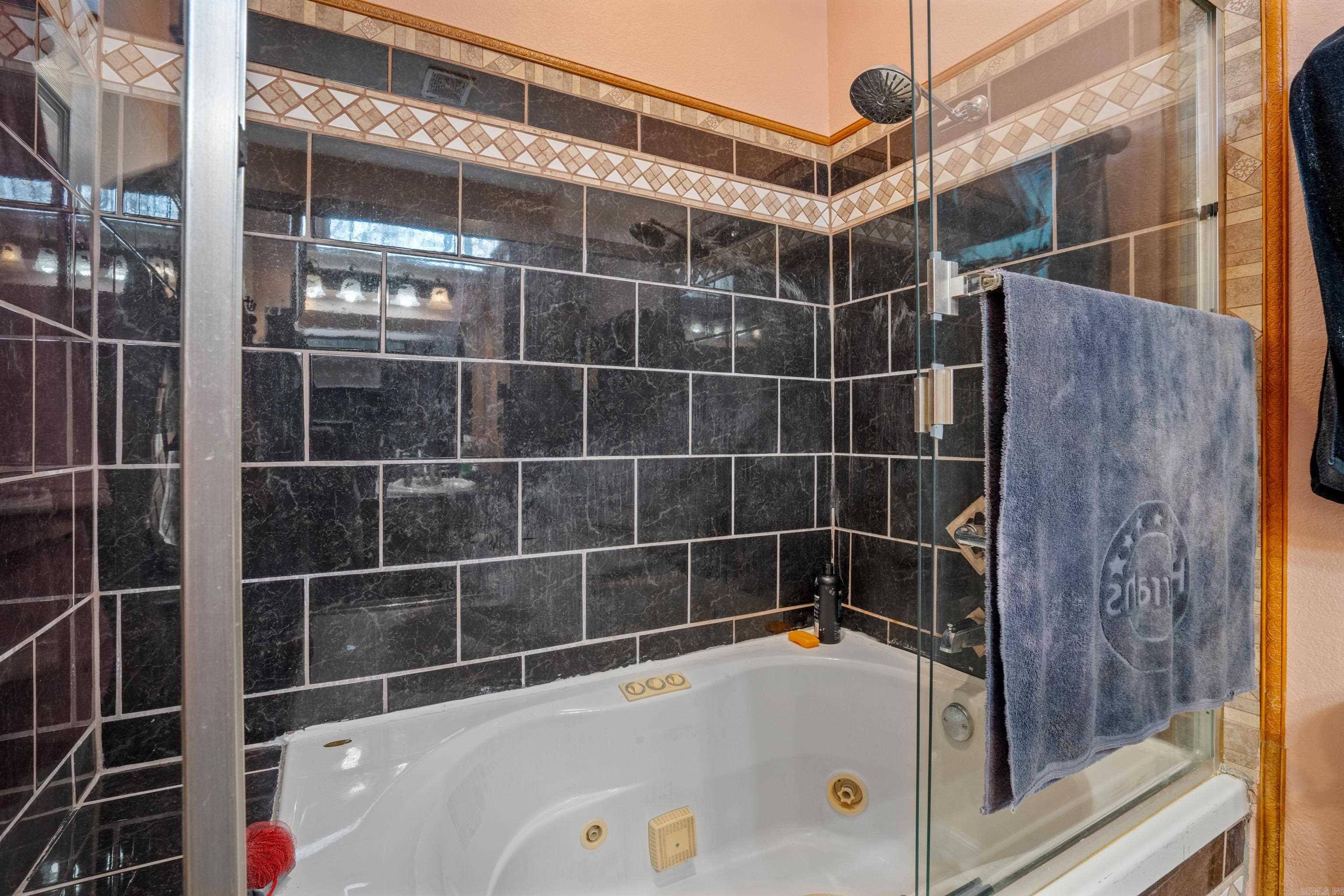 208 Aberina Street Unit: H