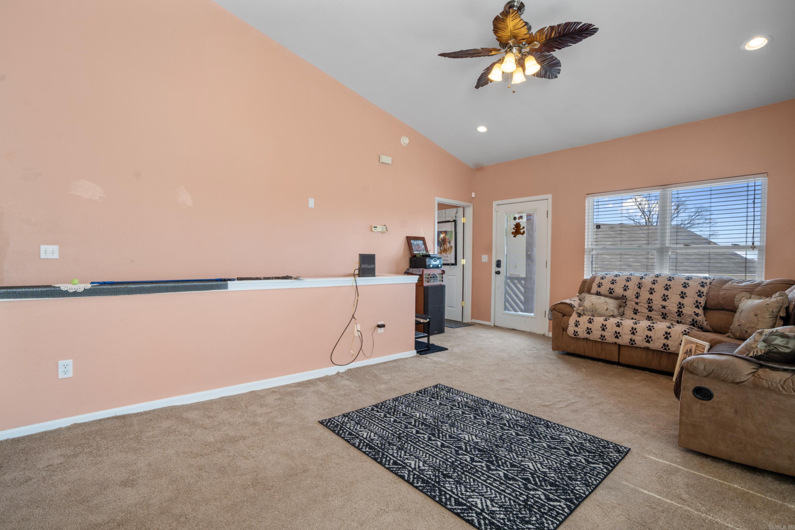 208 Aberina Street Unit: H