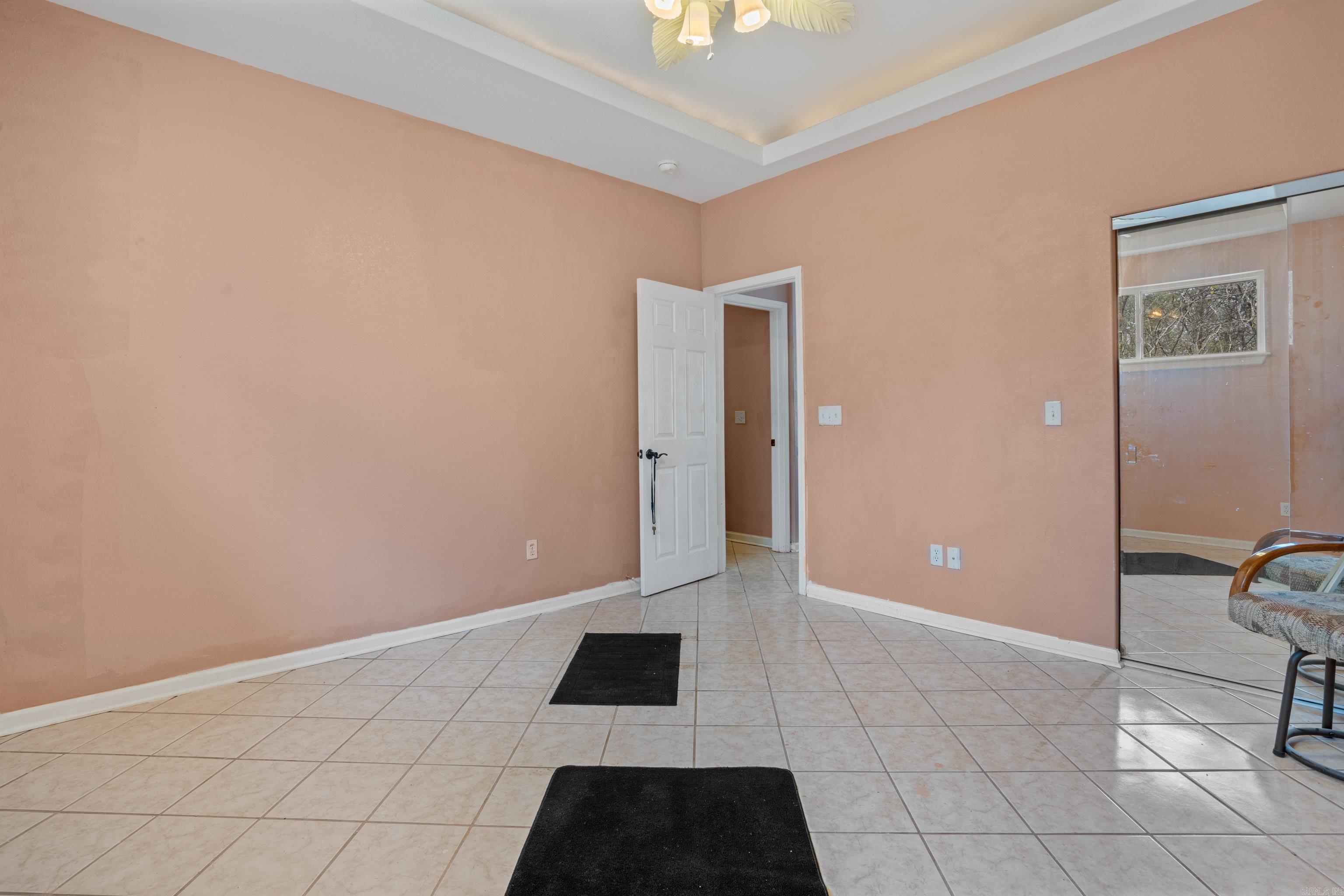 208 Aberina Street Unit: H