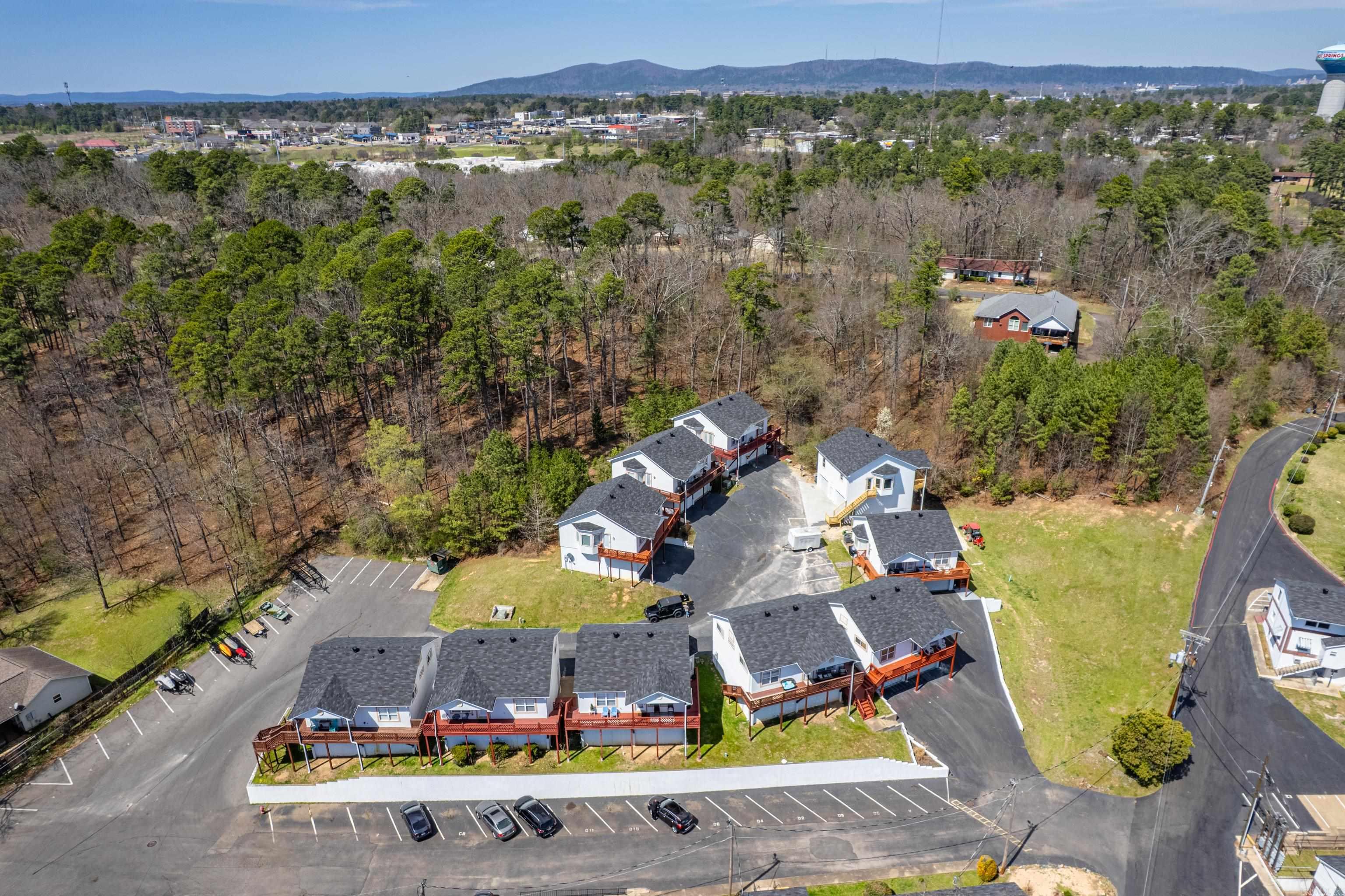 208 Aberina Street Unit: H