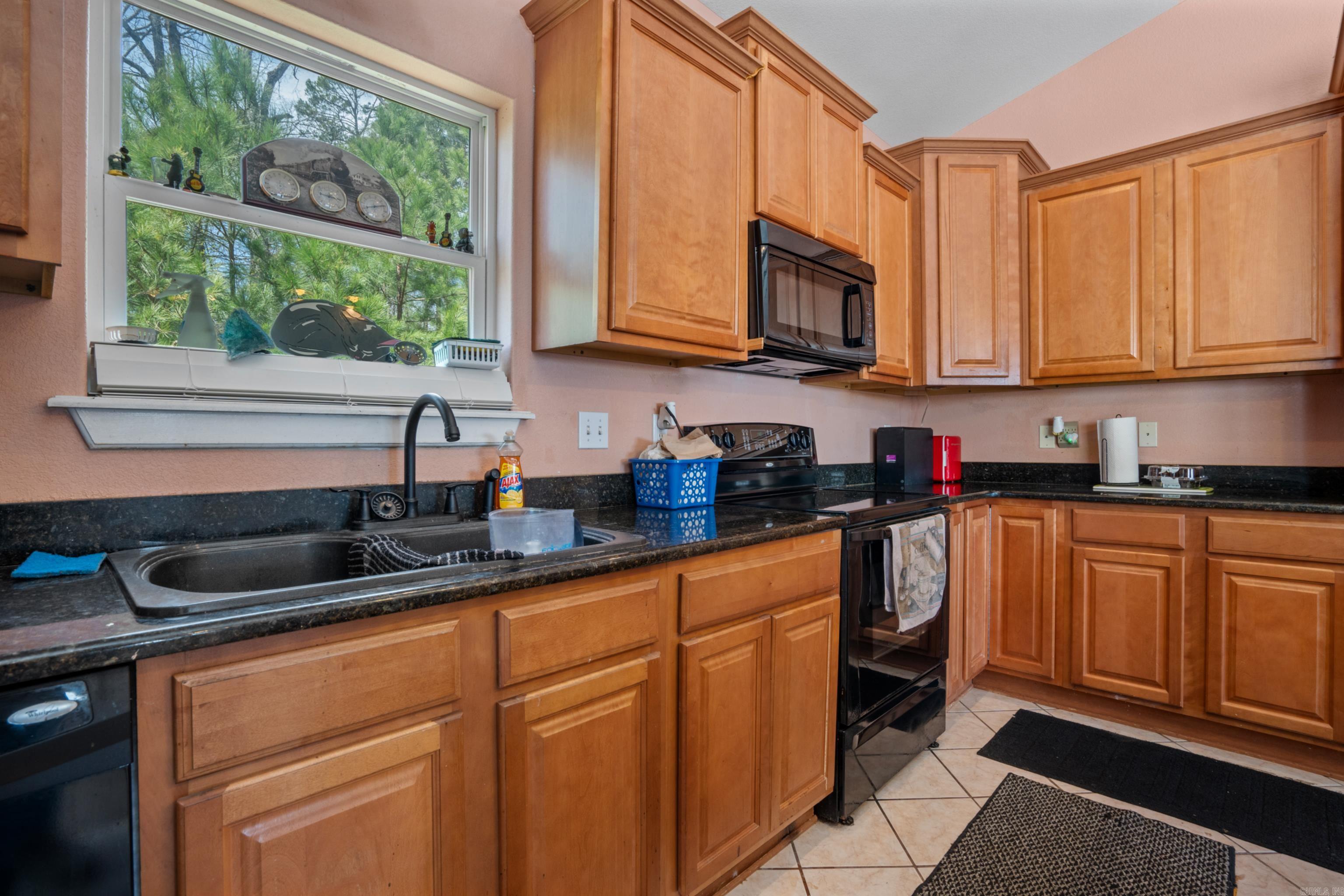 208 Aberina Street Unit: H