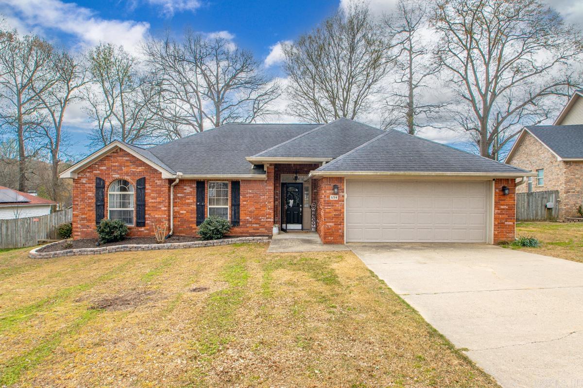1014 Spring Creek Cove