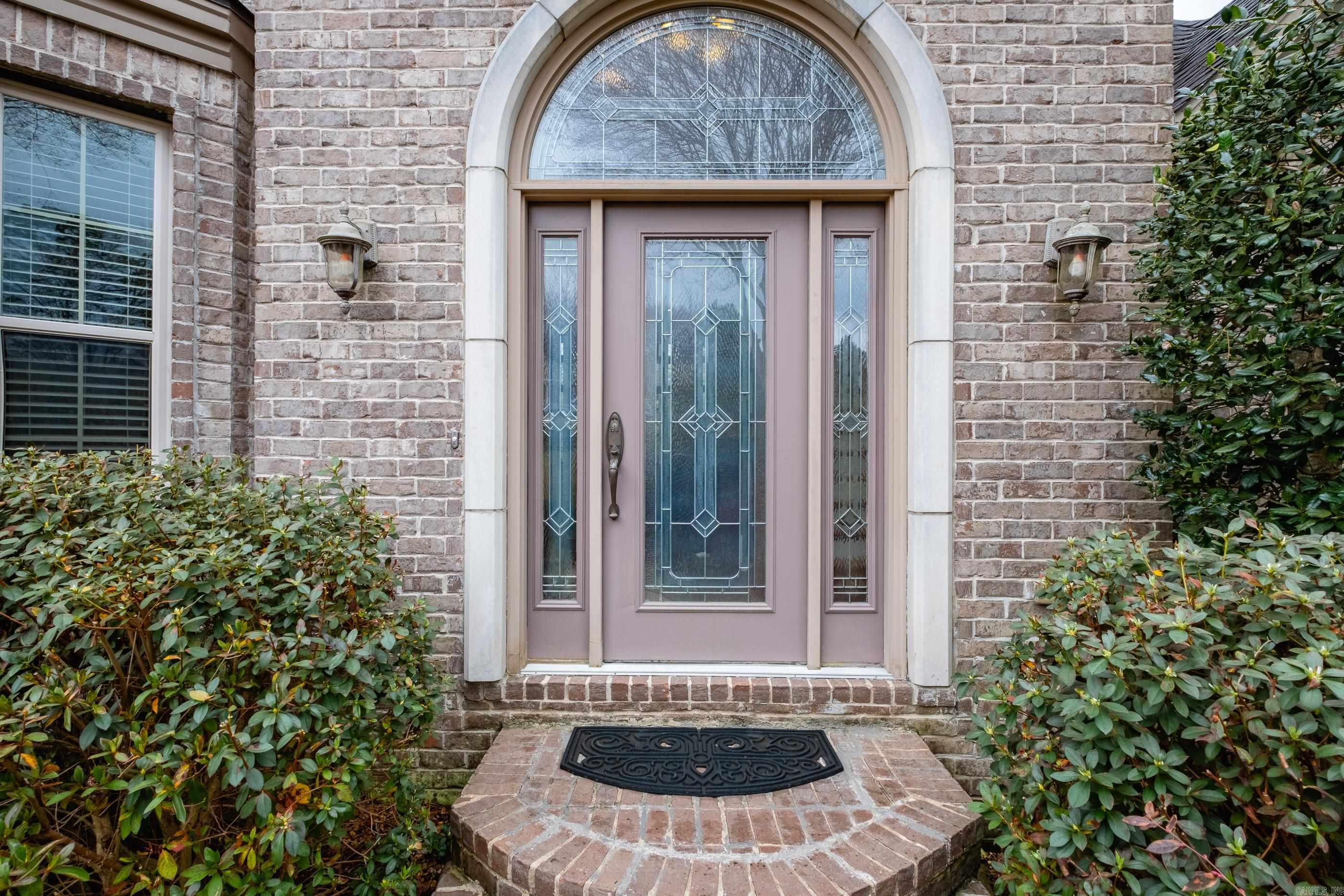 12725 Meadows Edge