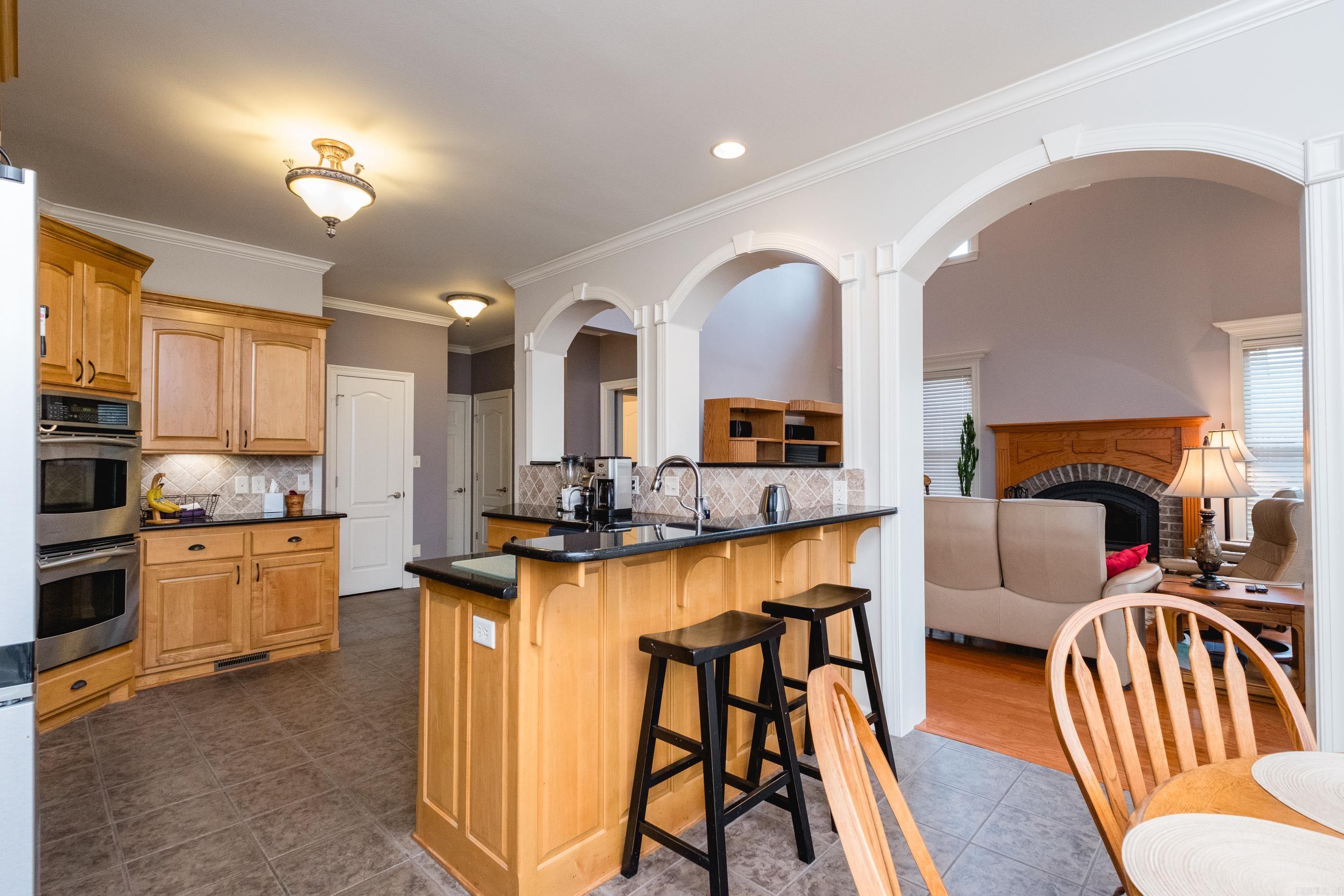 12725 Meadows Edge