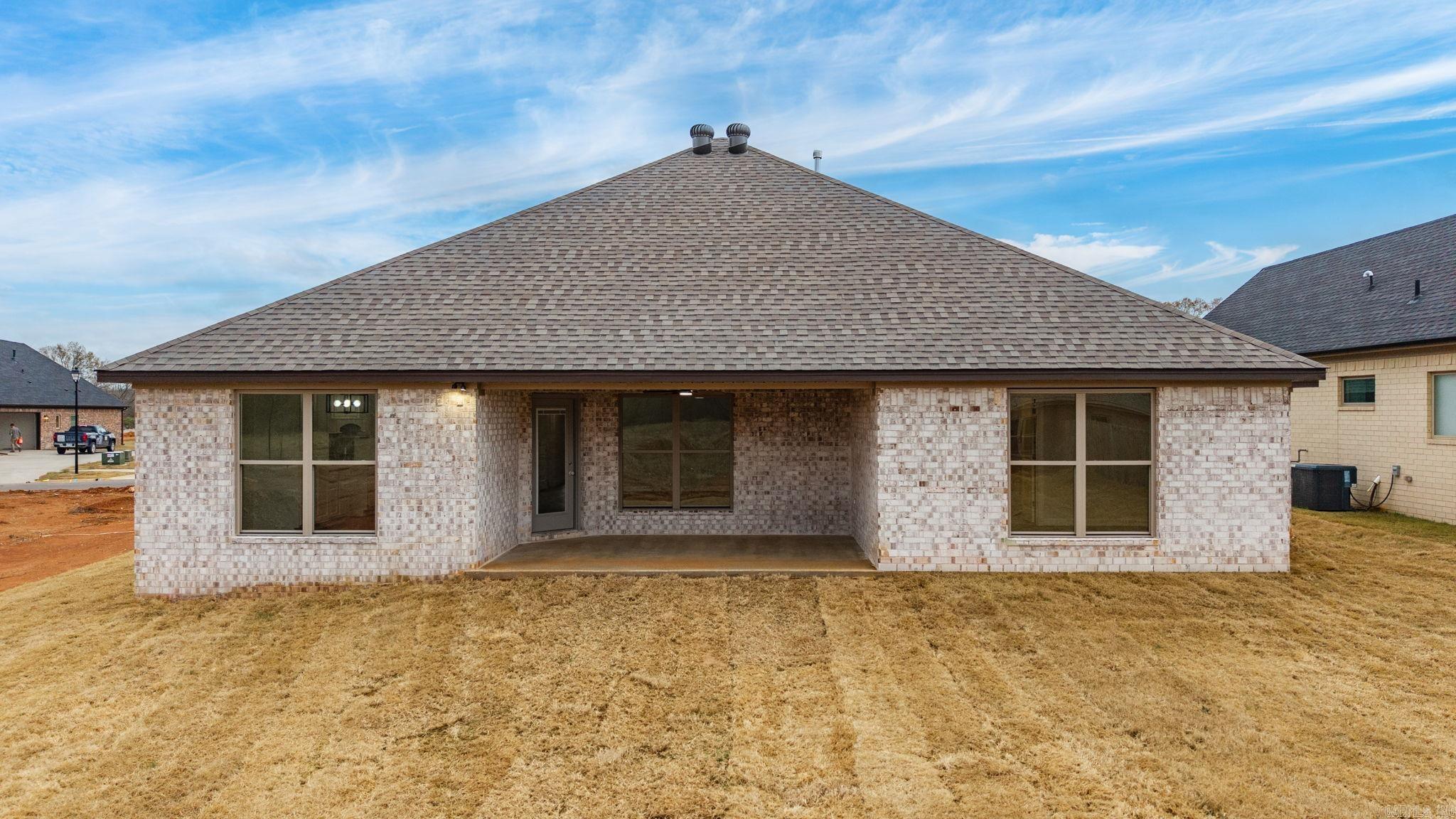 71 Corniche Cove