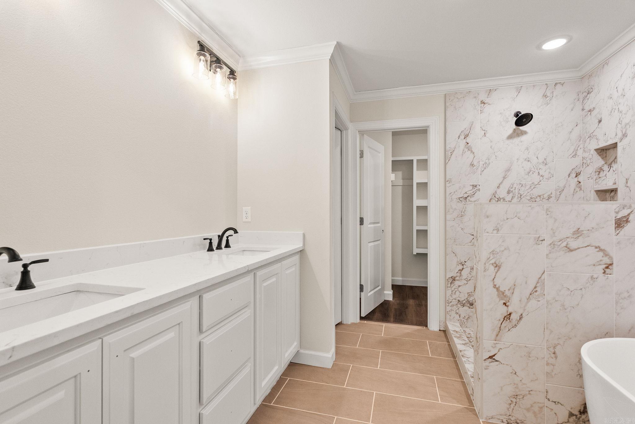 71 Corniche Cove
