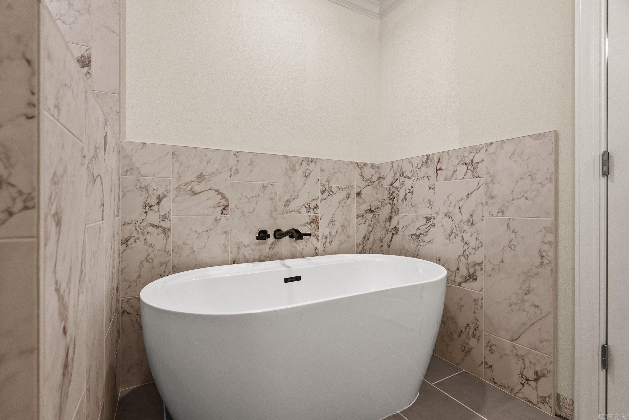 71 Corniche Cove