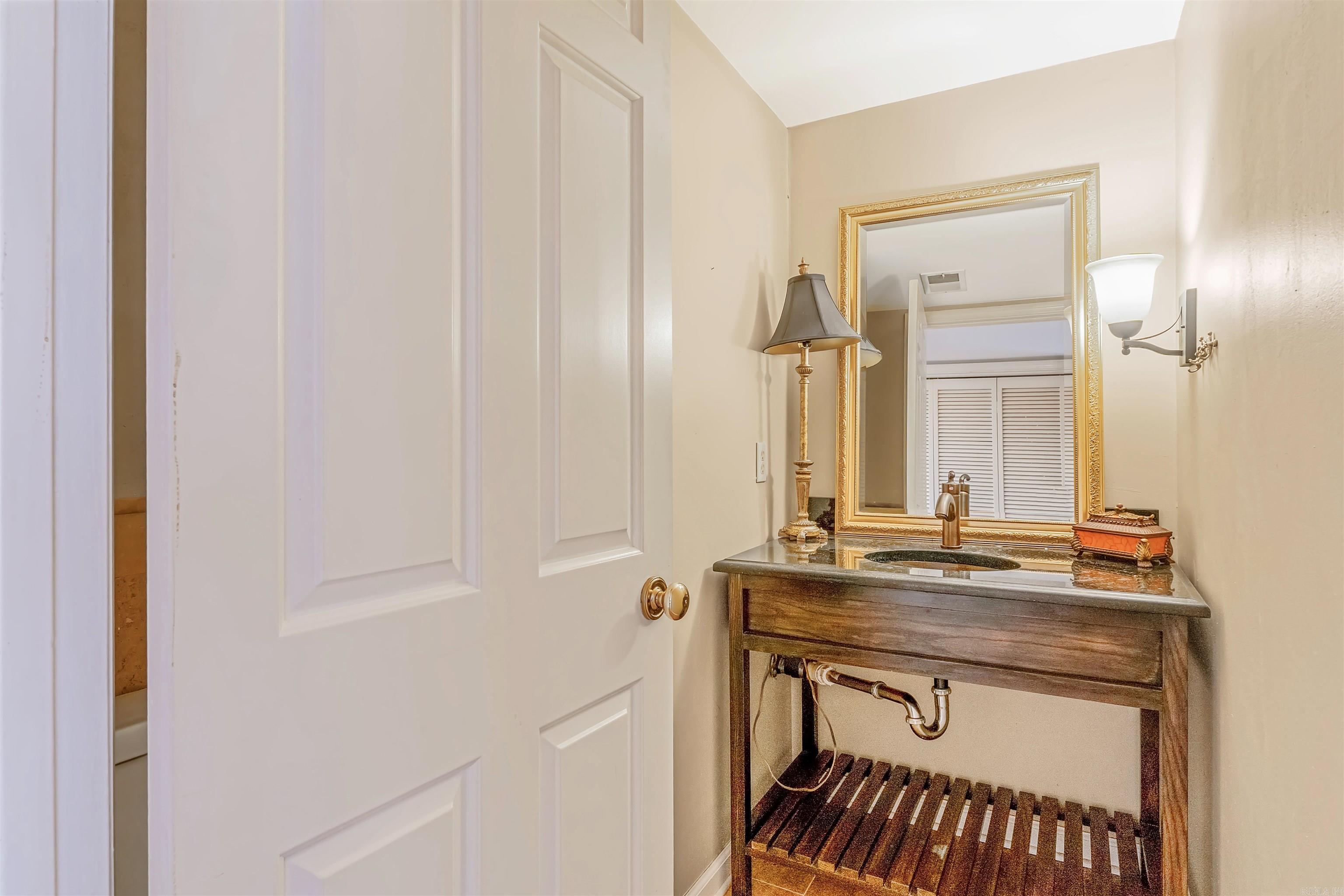 2200 Andover Court Unit: 301