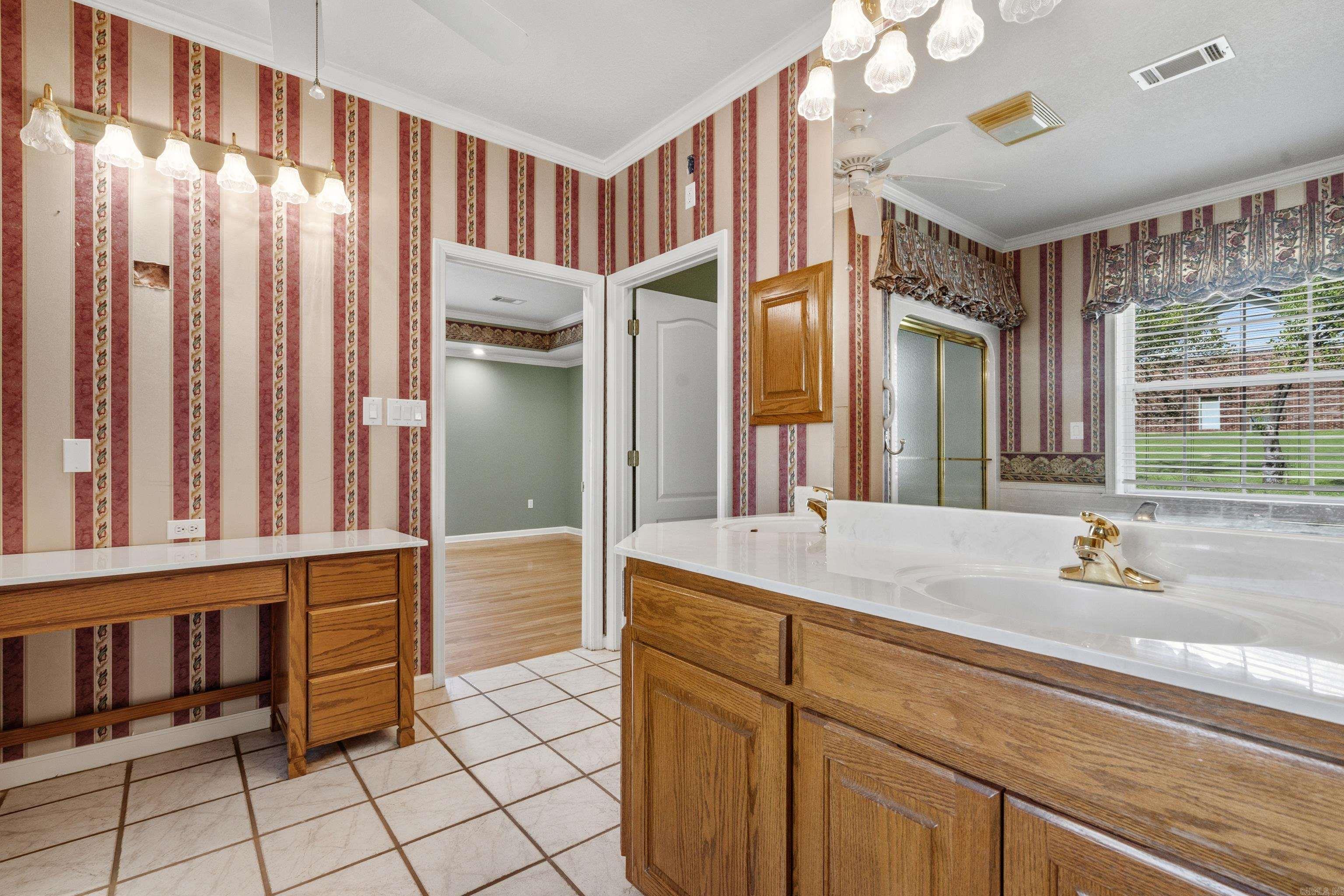 201 Green Willow Lane