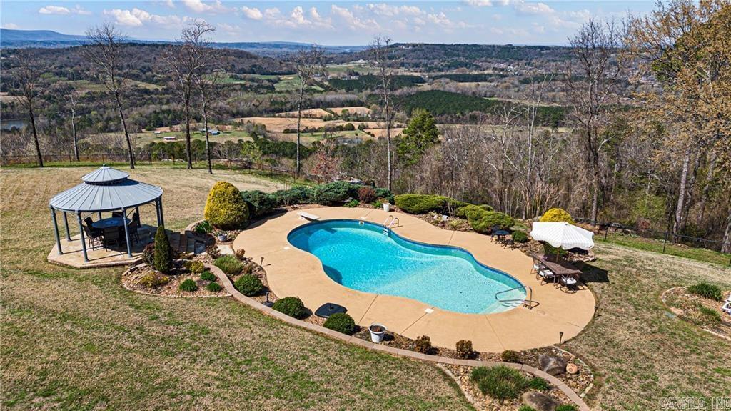 788 Cliff Road