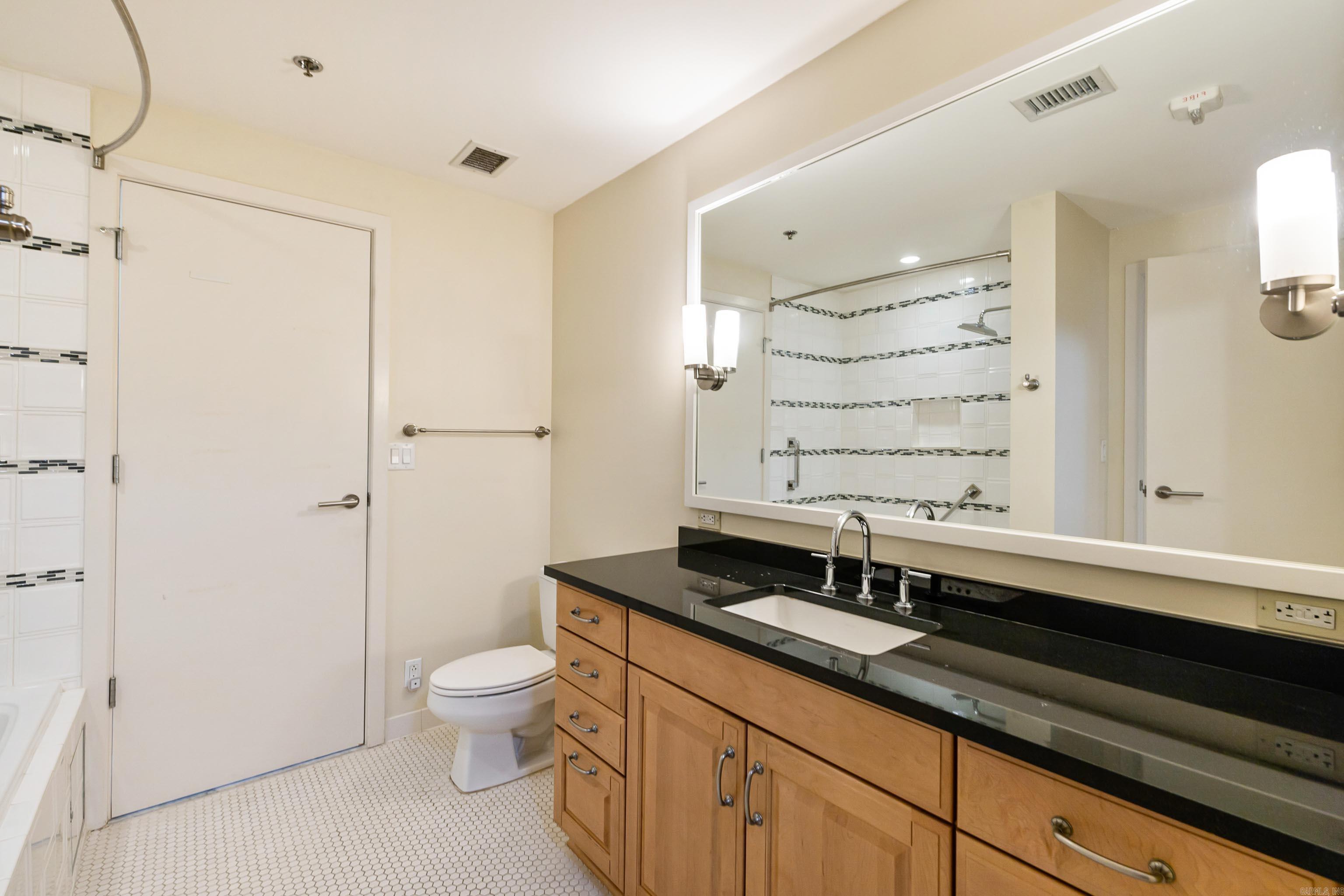 315 Rock Street Unit: #611