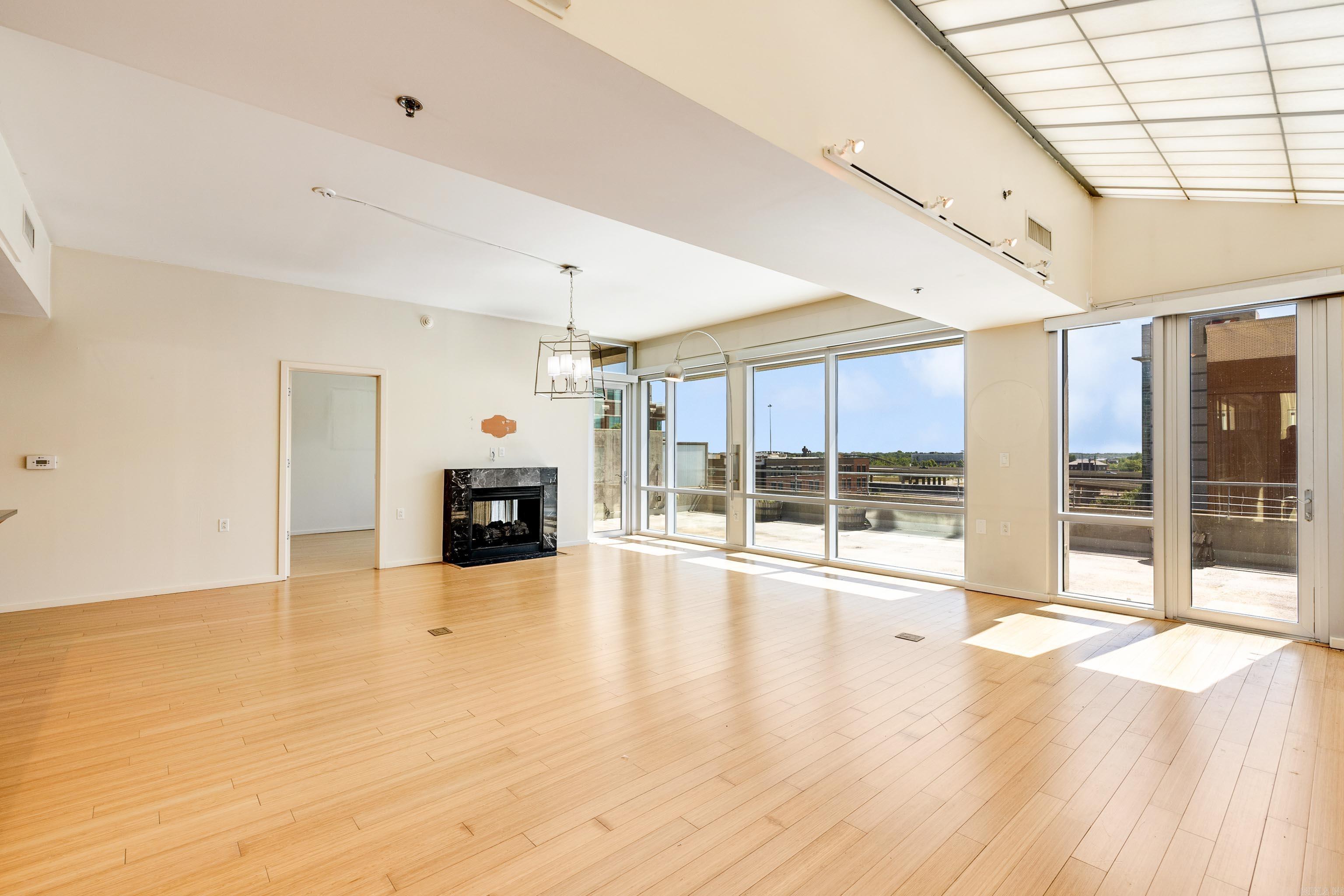 315 Rock Street Unit: #611