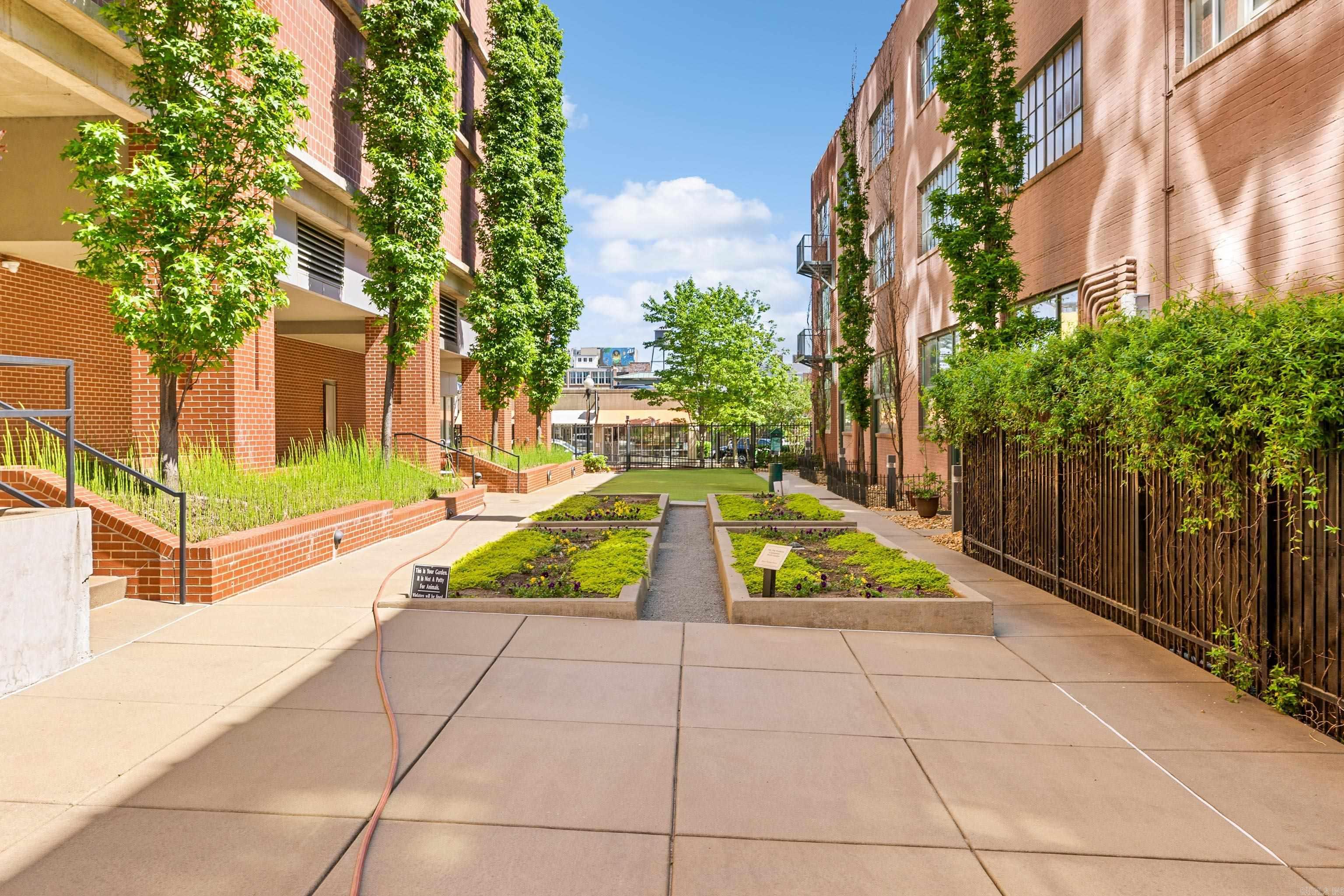315 Rock Street Unit: #611