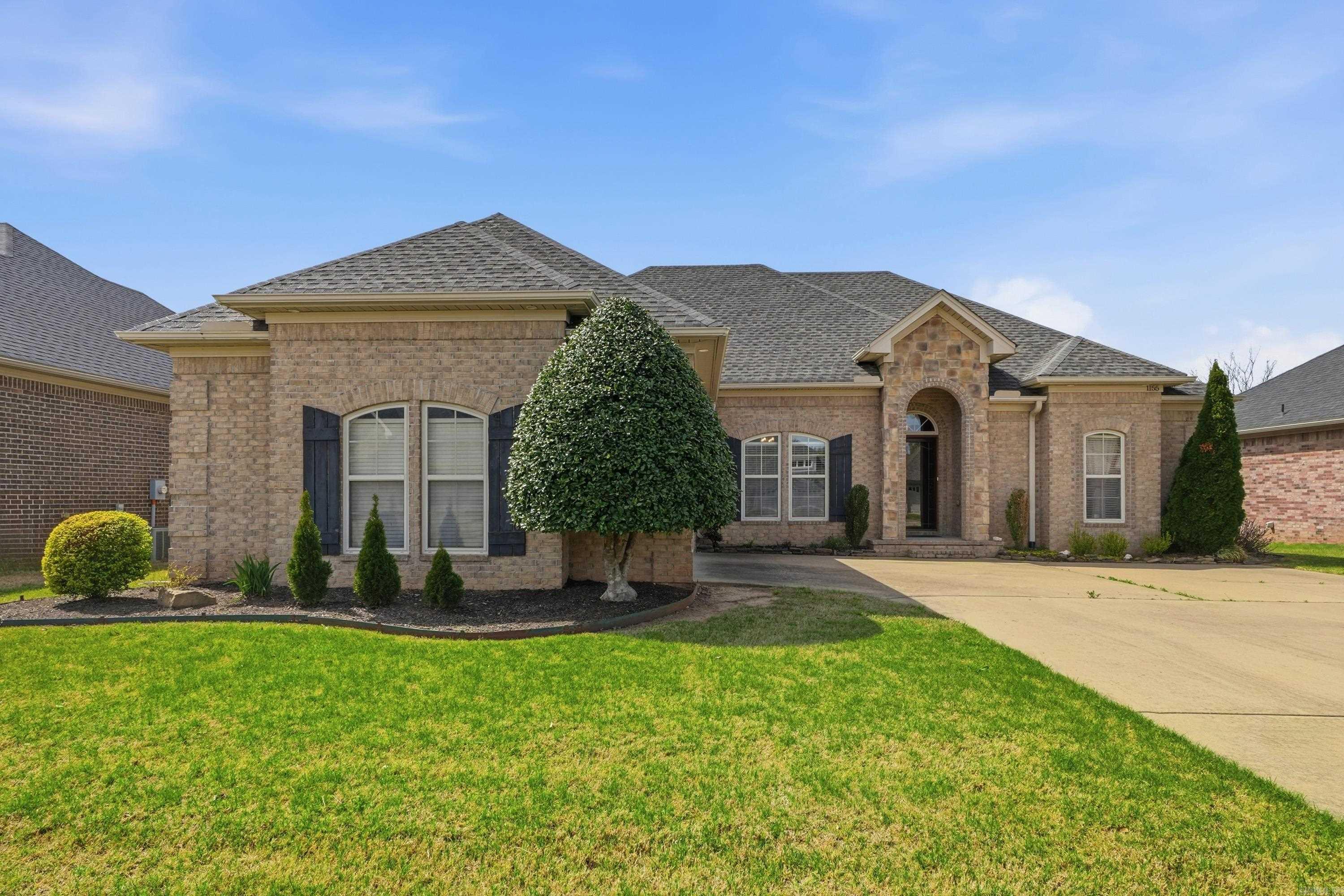 1155 Calloway Drive