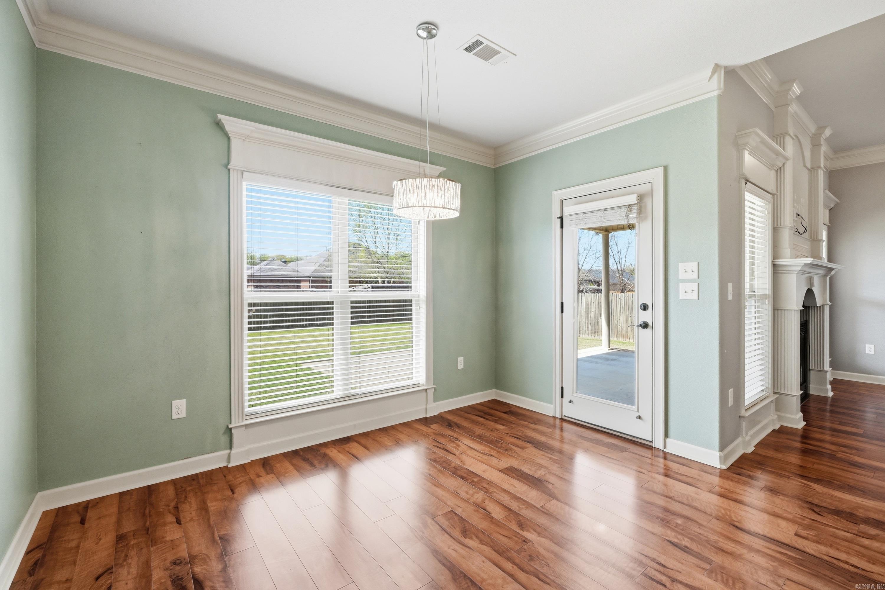 1155 Calloway Drive