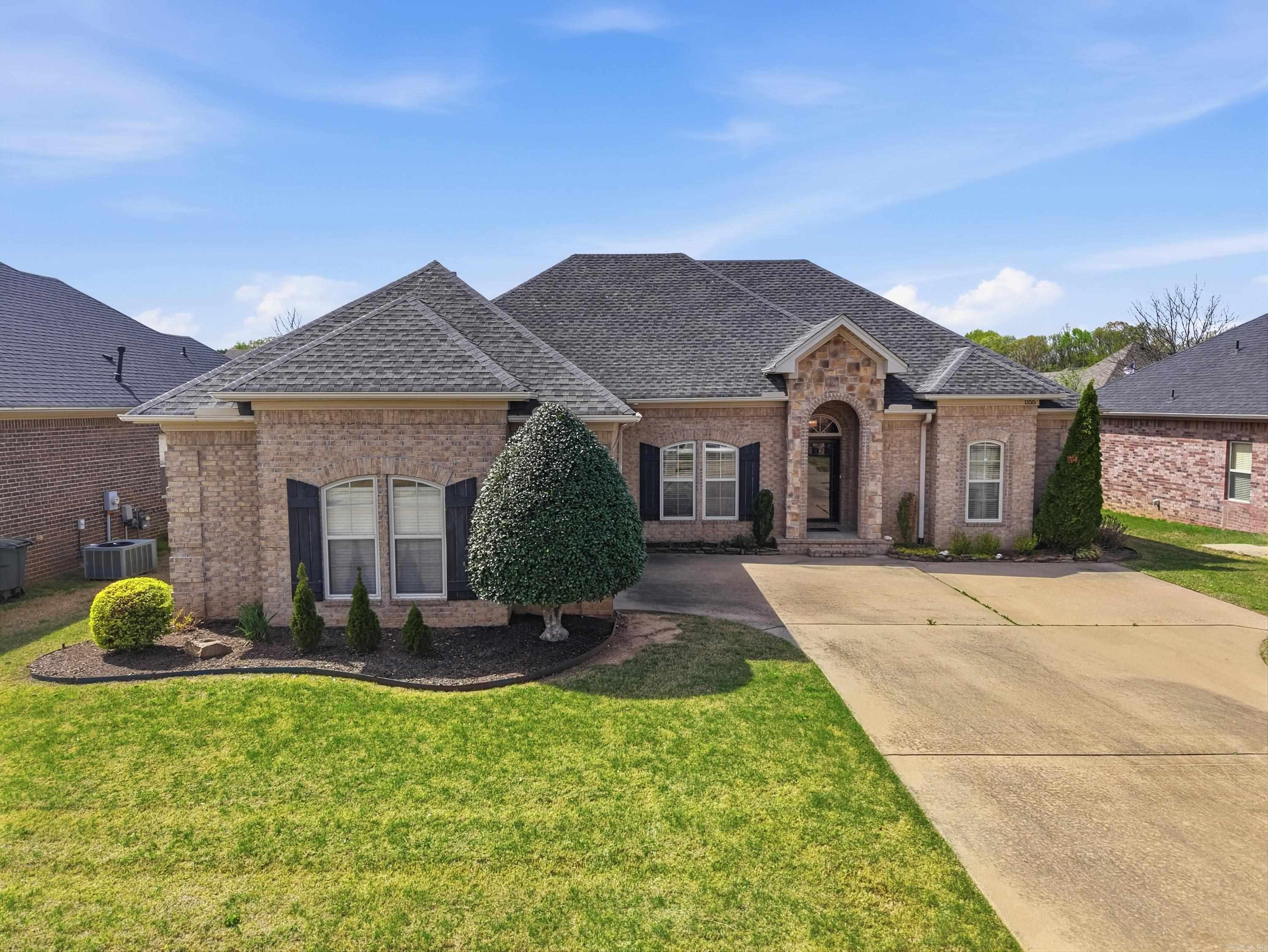 1155 Calloway Drive