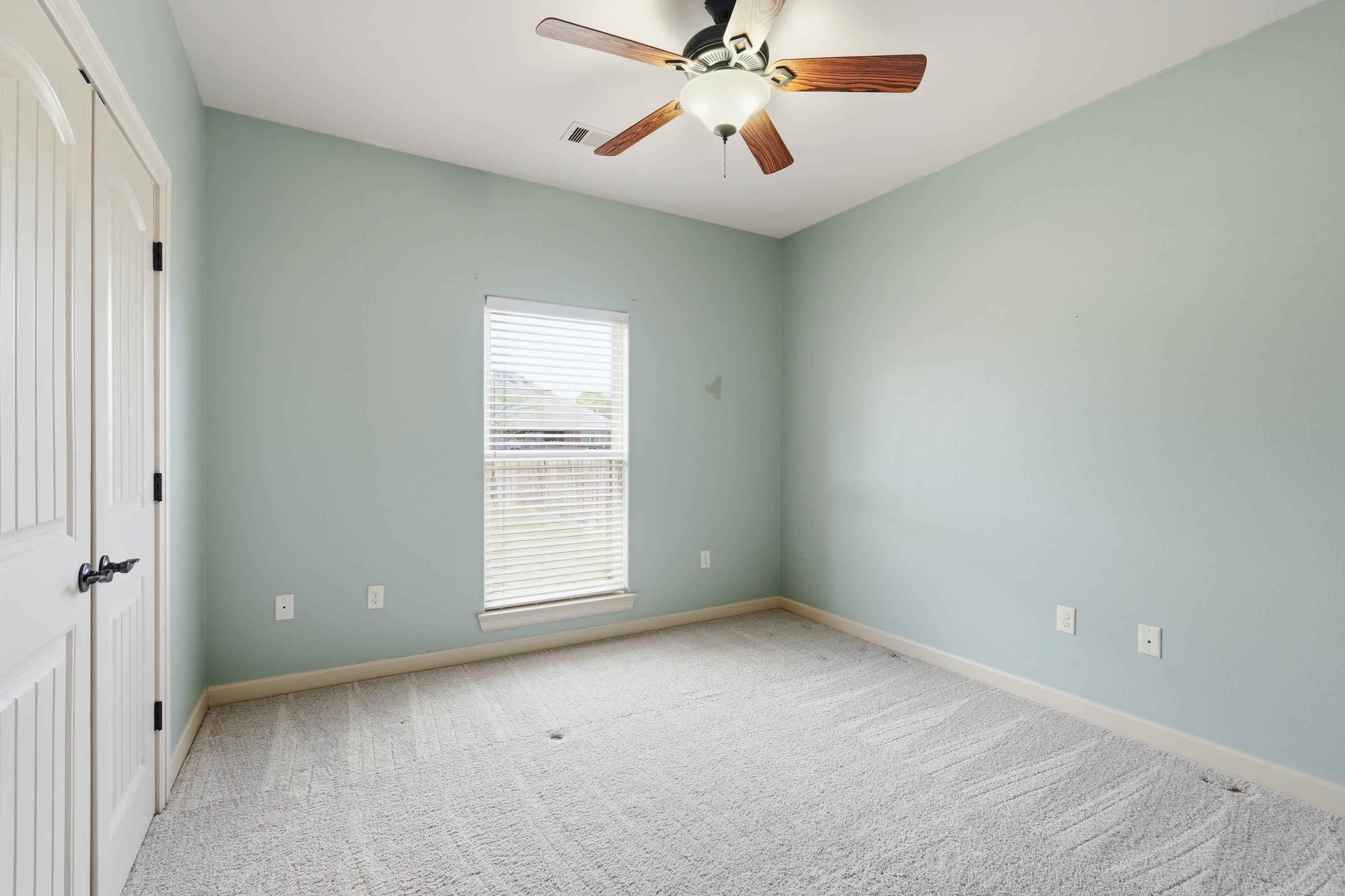 1155 Calloway Drive