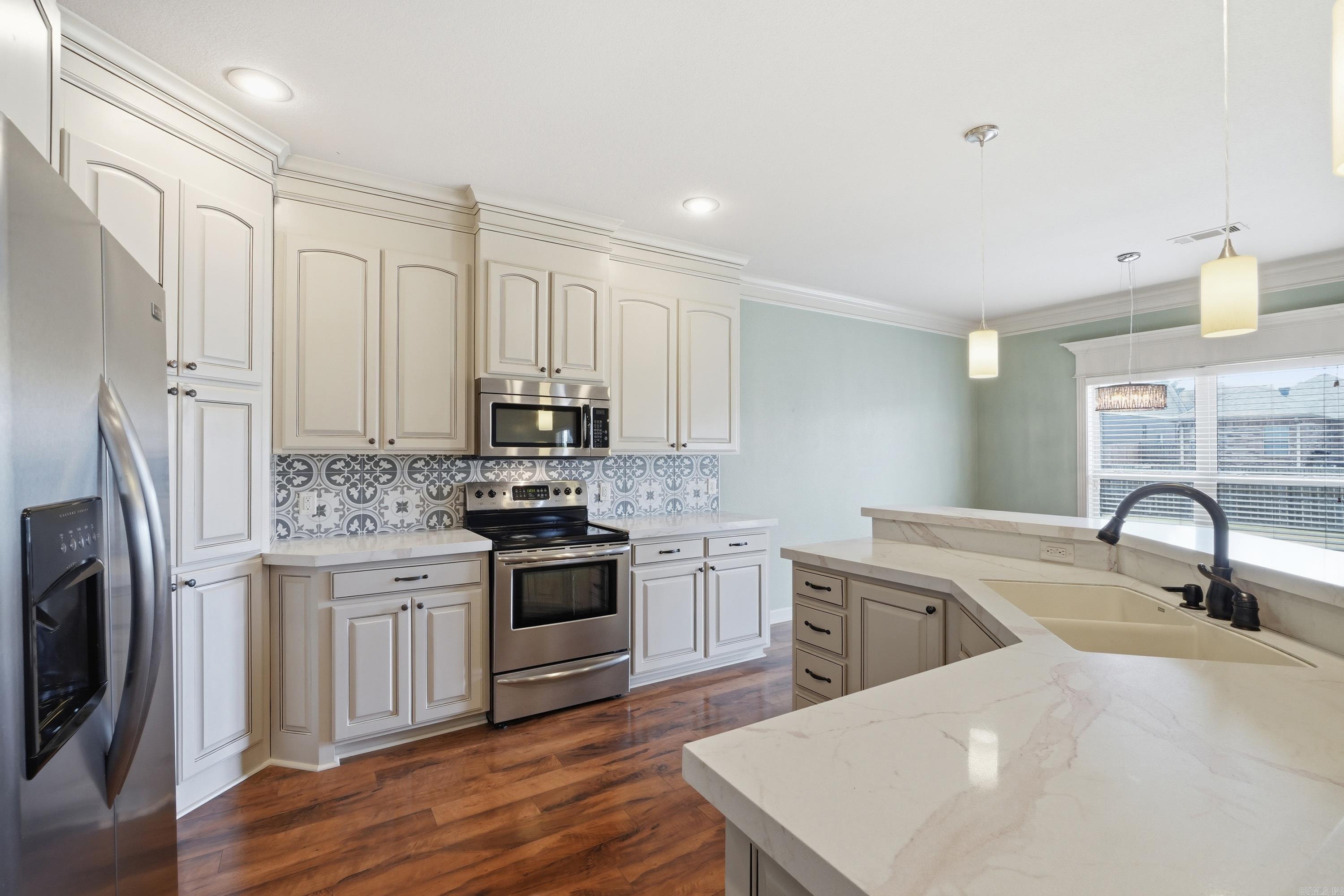 1155 Calloway Drive