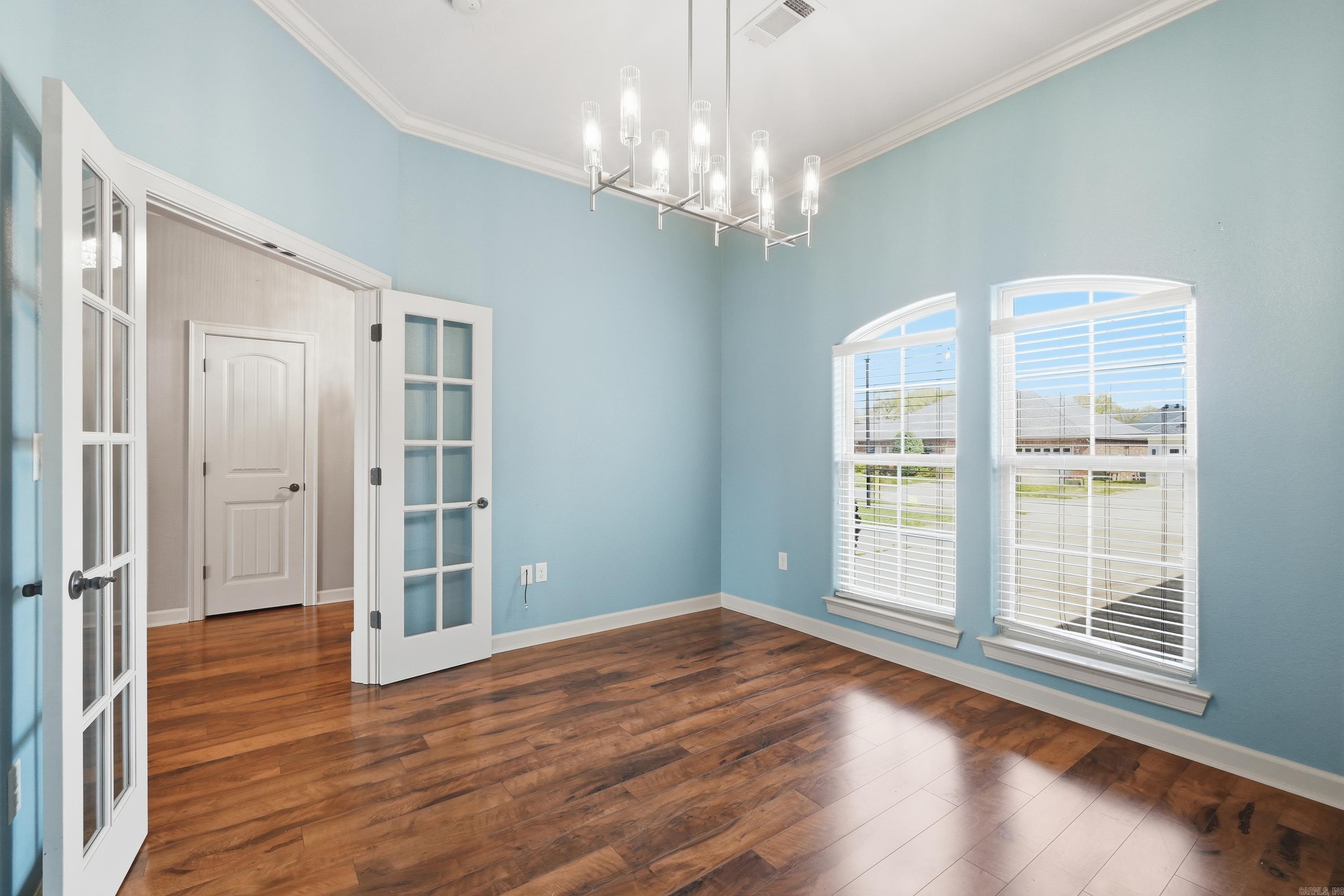 1155 Calloway Drive