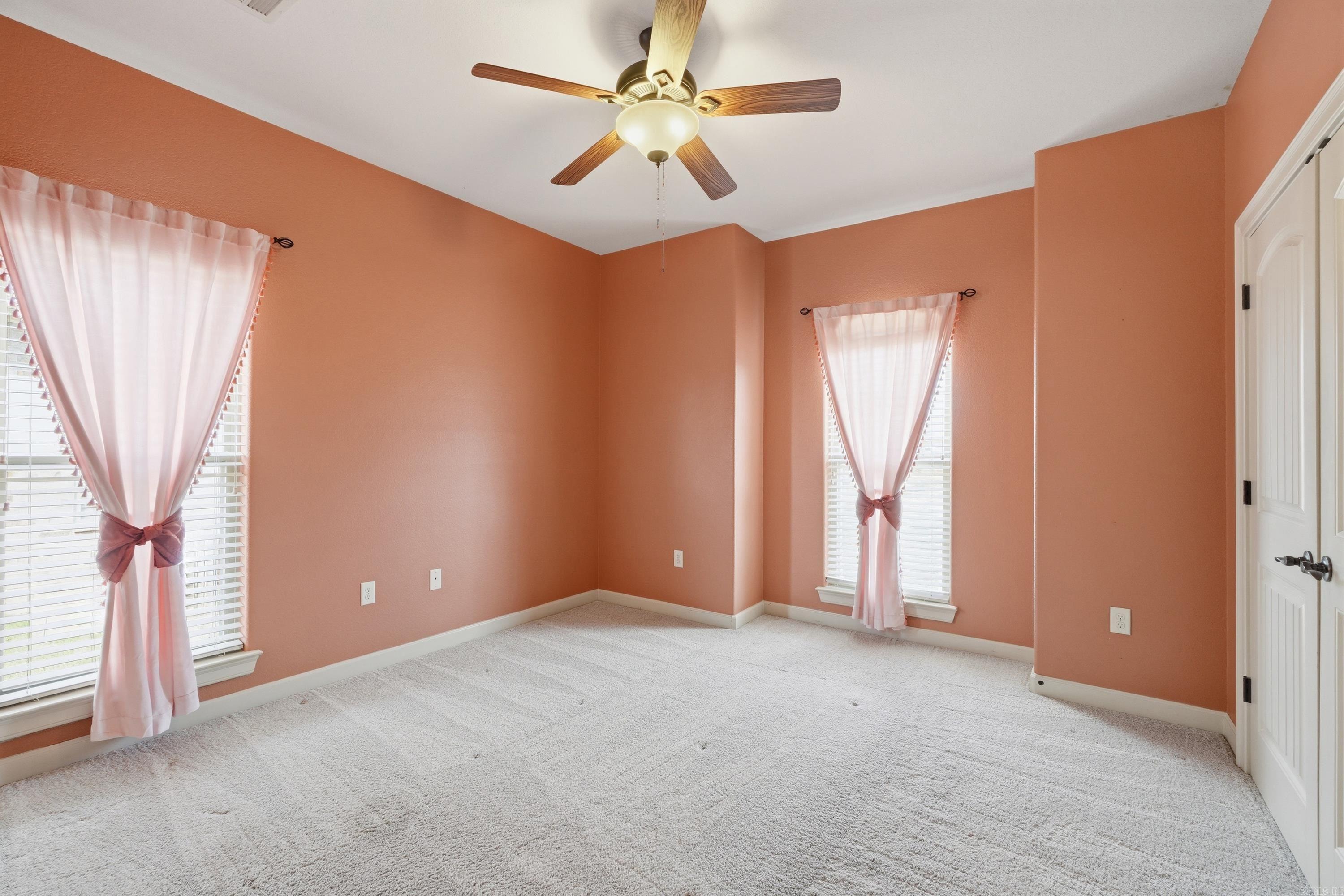 1155 Calloway Drive