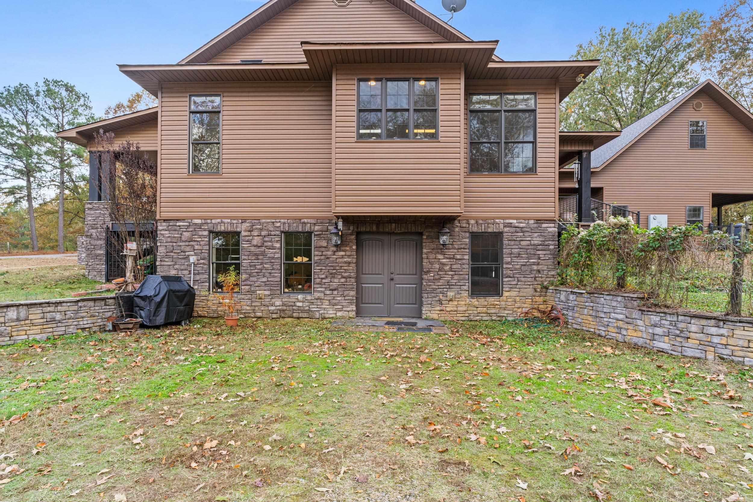 1919 Tudor Loop