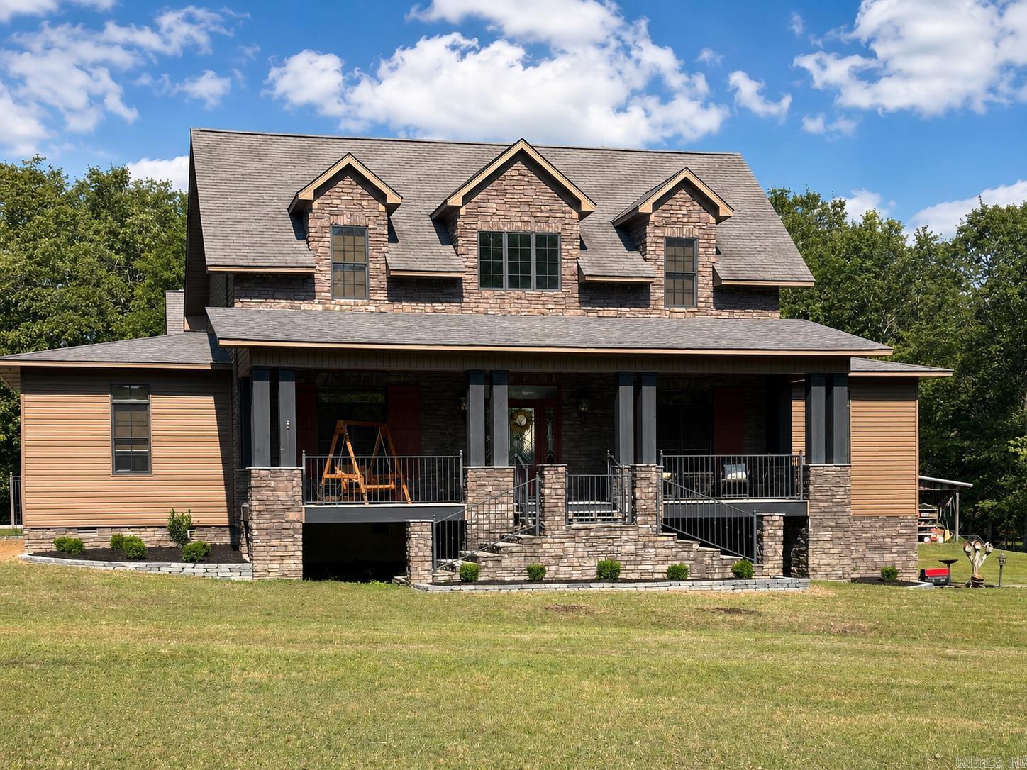 1919 Tudor Loop