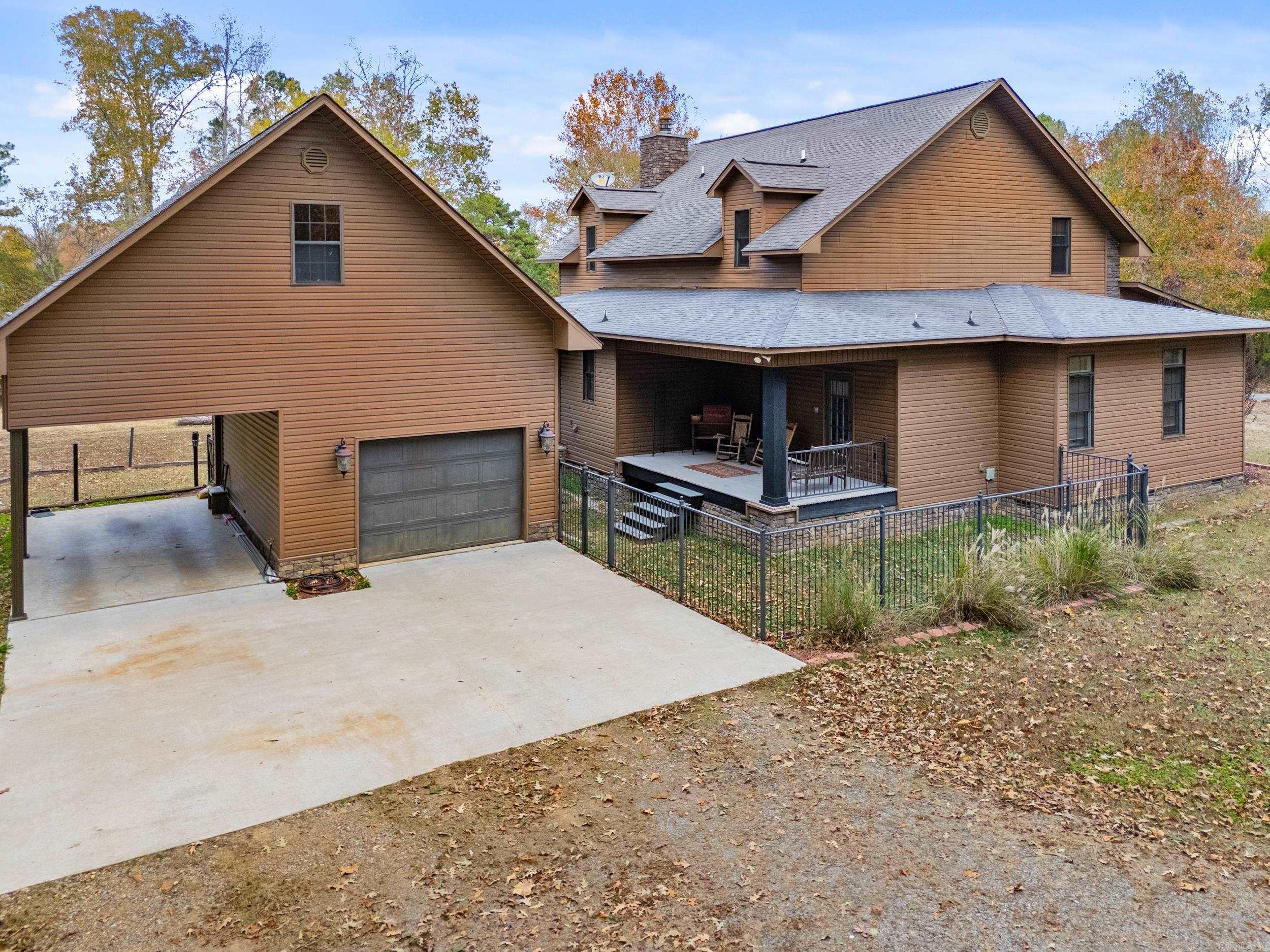 1919 Tudor Loop