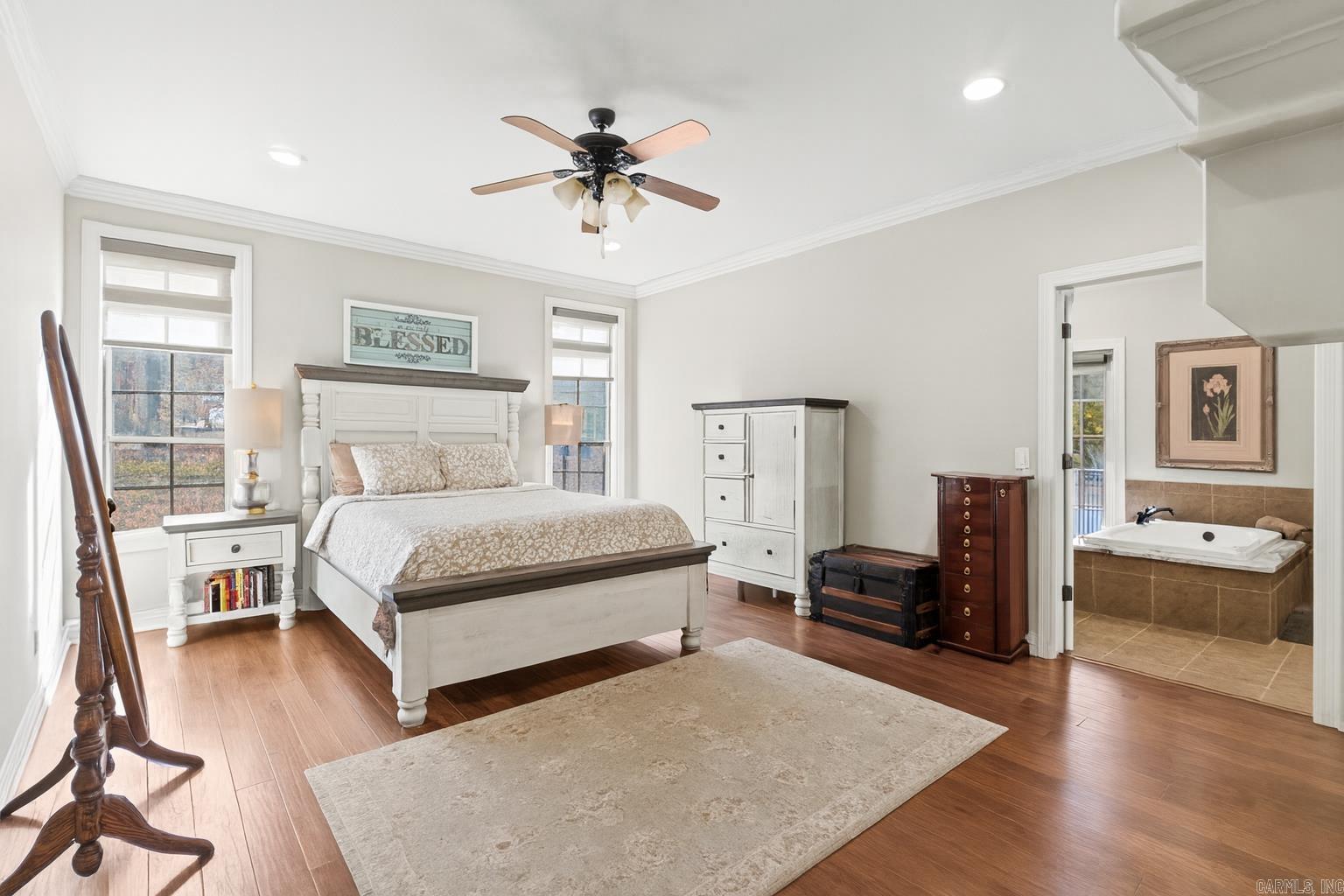 1919 Tudor Loop