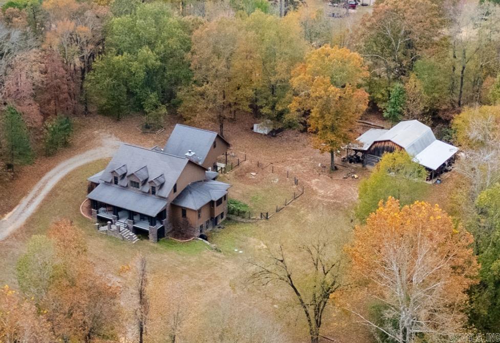 1919 Tudor Loop
