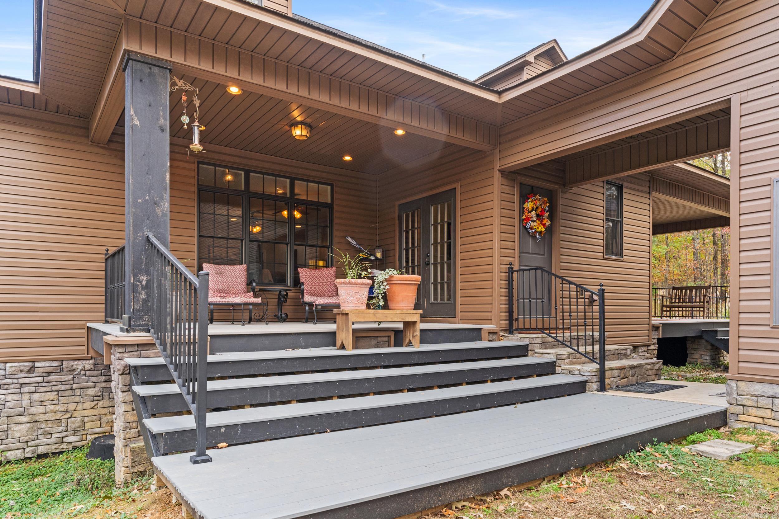 1919 Tudor Loop