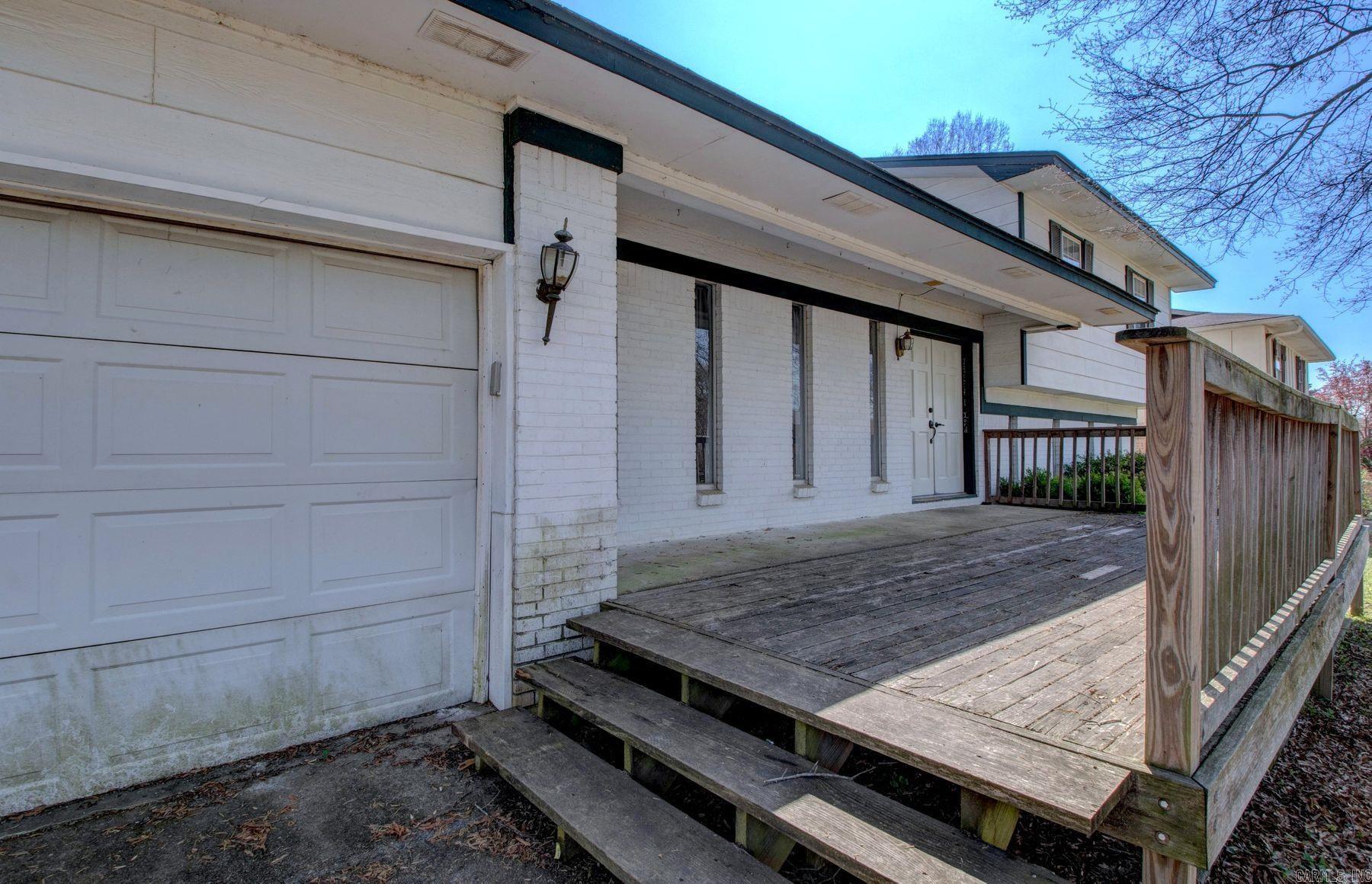 61 Cardinal Valley Drive