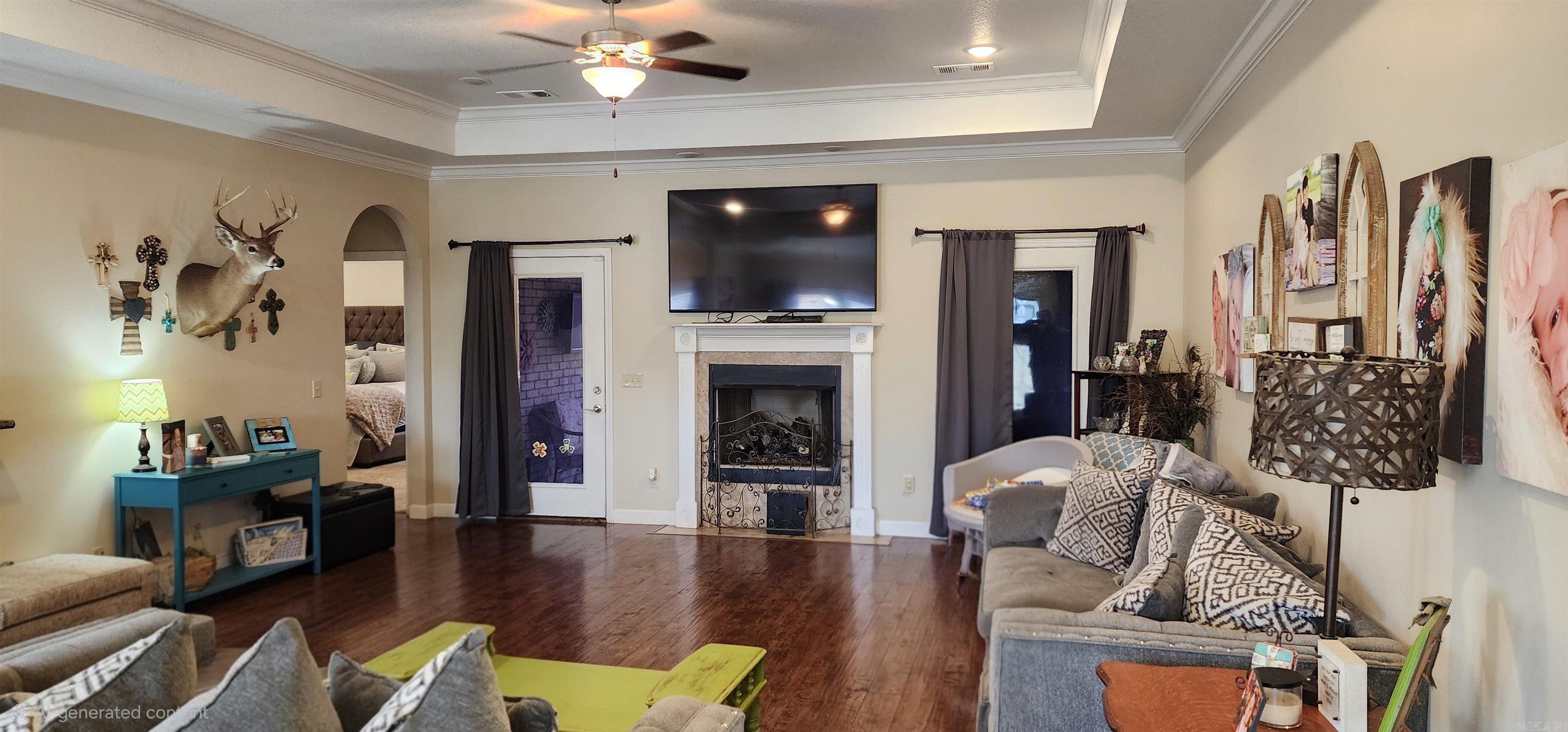 724 Mockingbird Ln