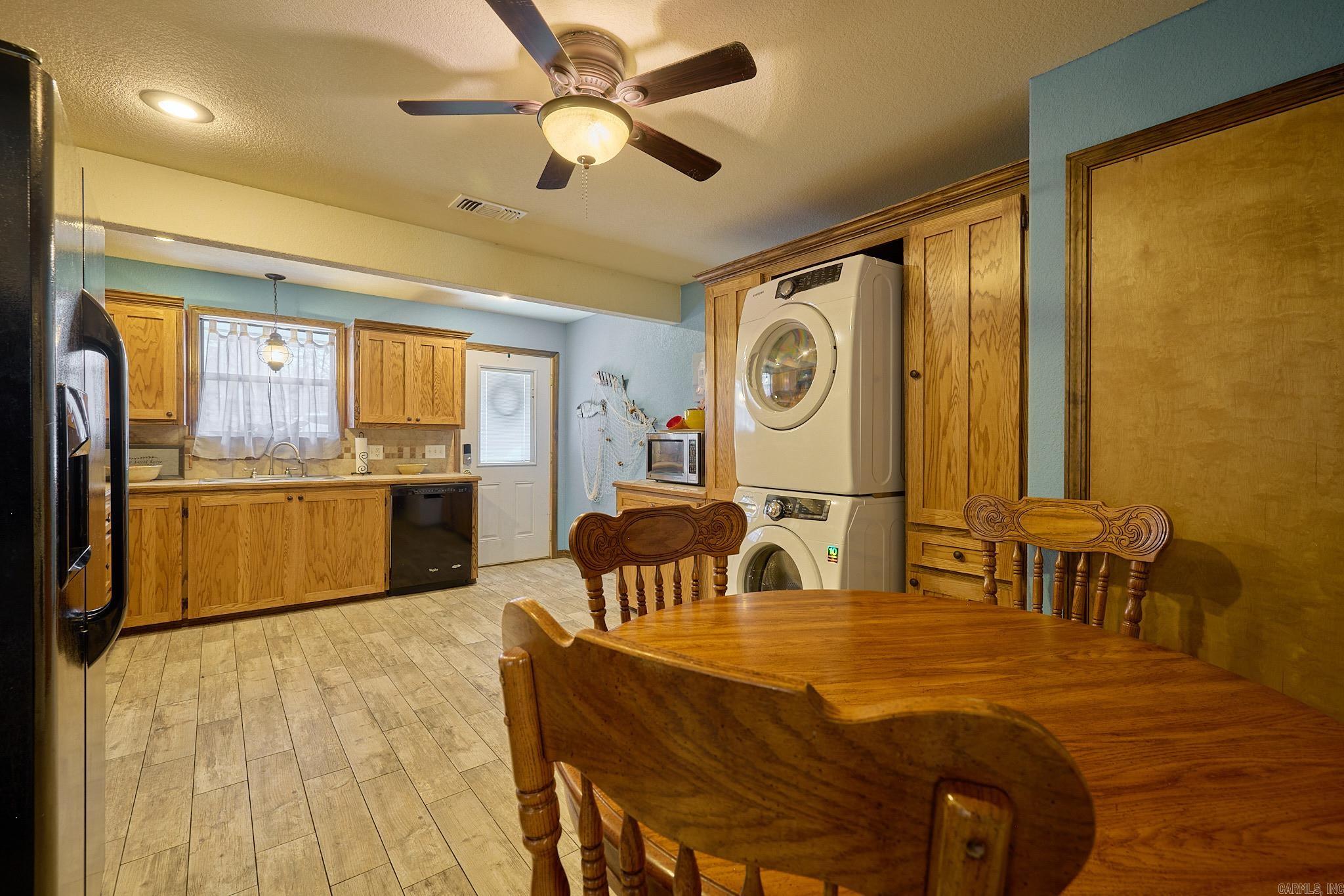 173 Barbary Road #434