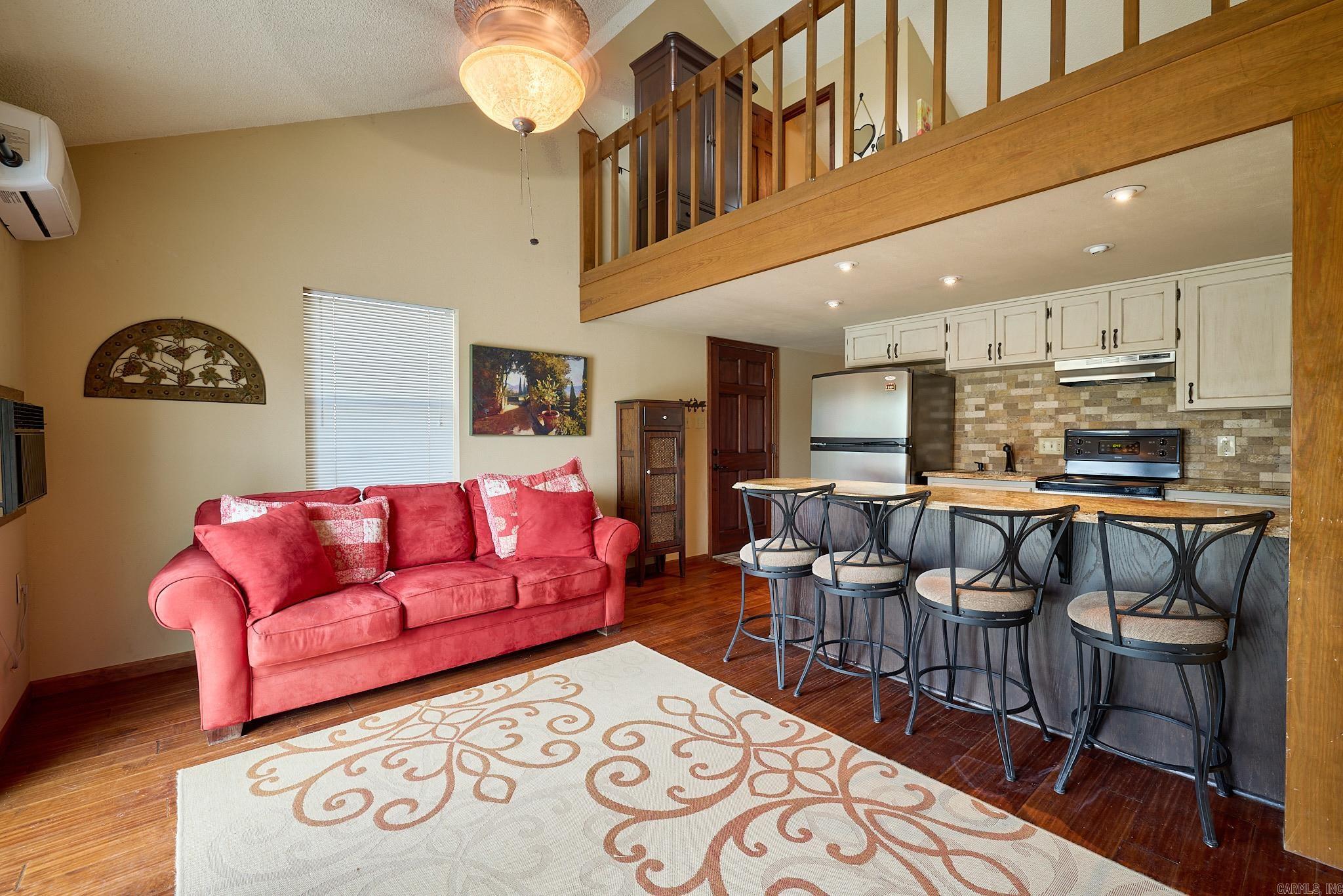 173 Barbary Road #434