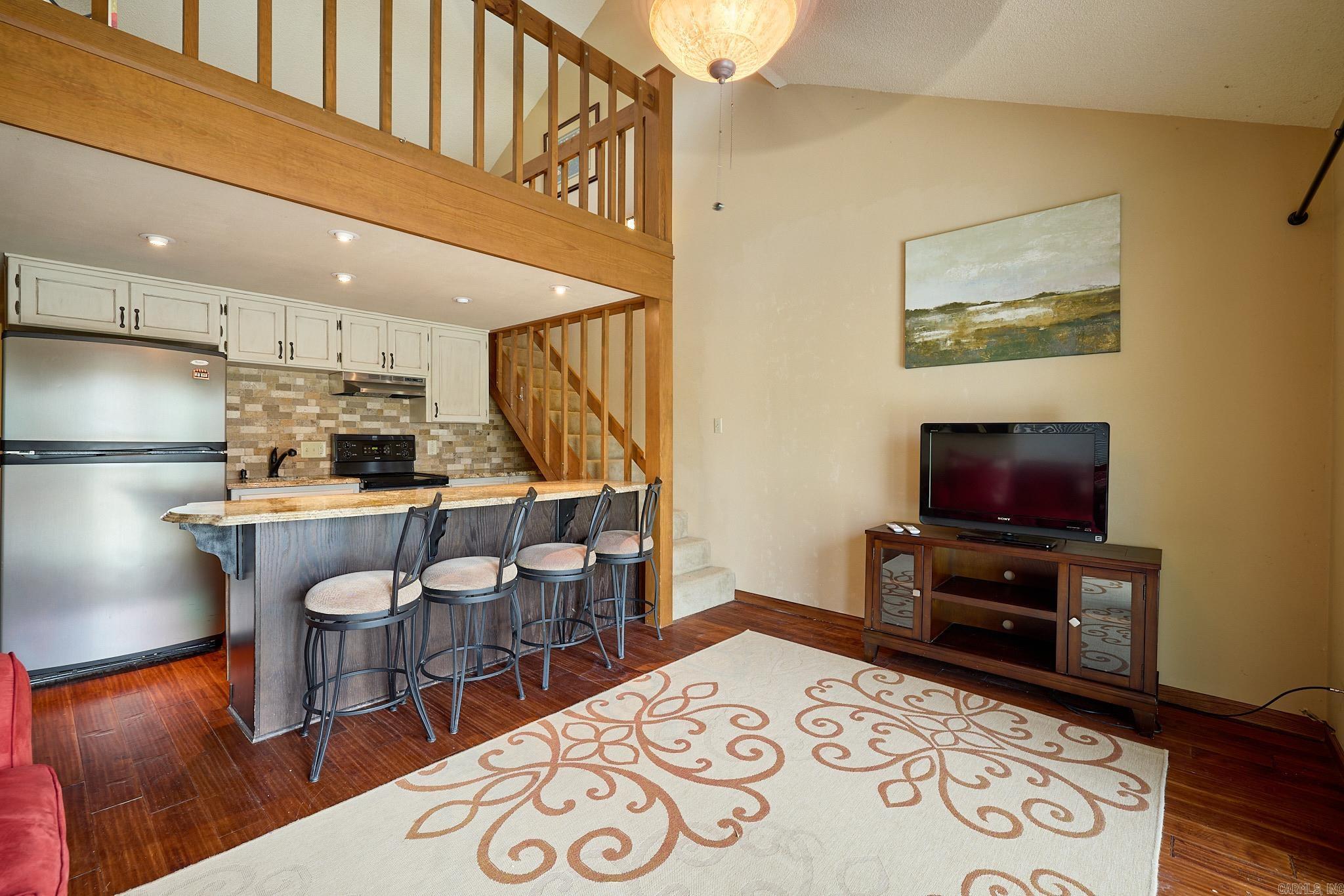 173 Barbary Road #434