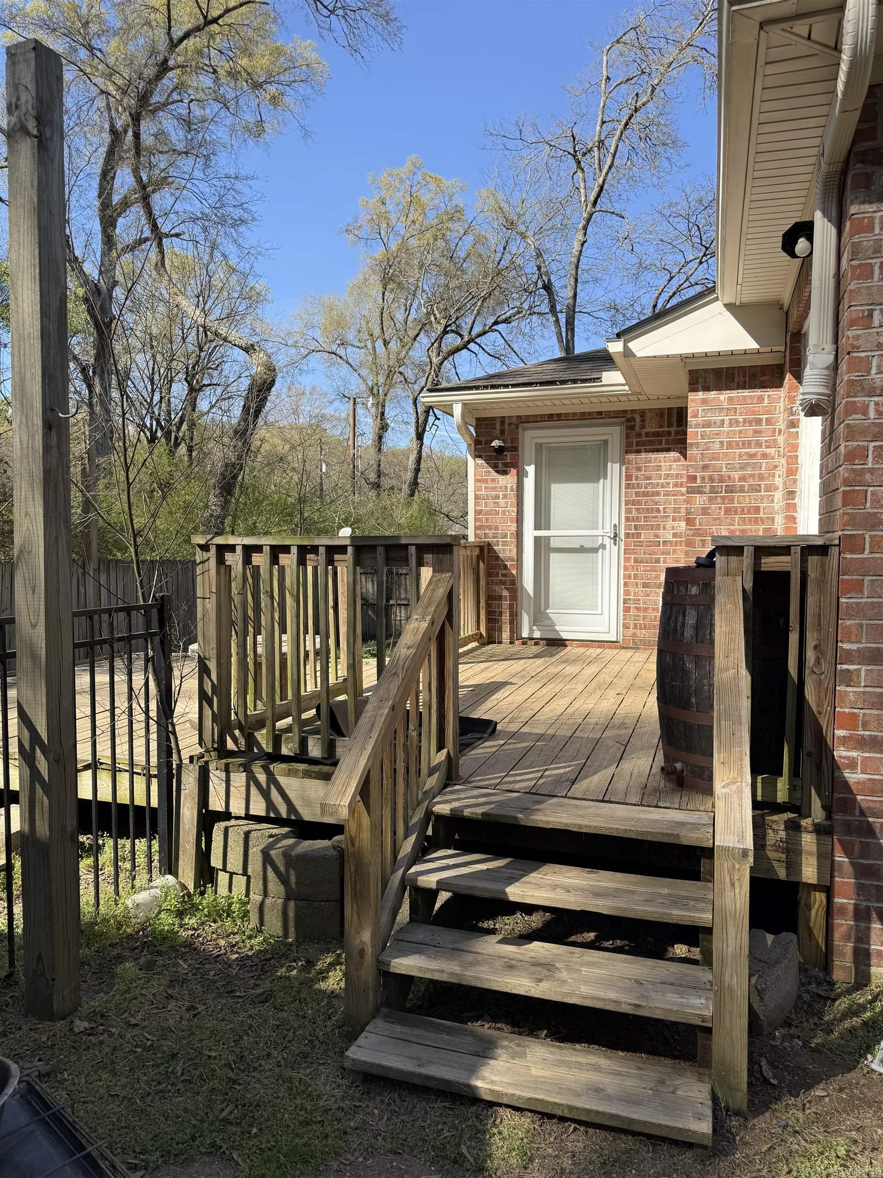2 Winthrop rd Road