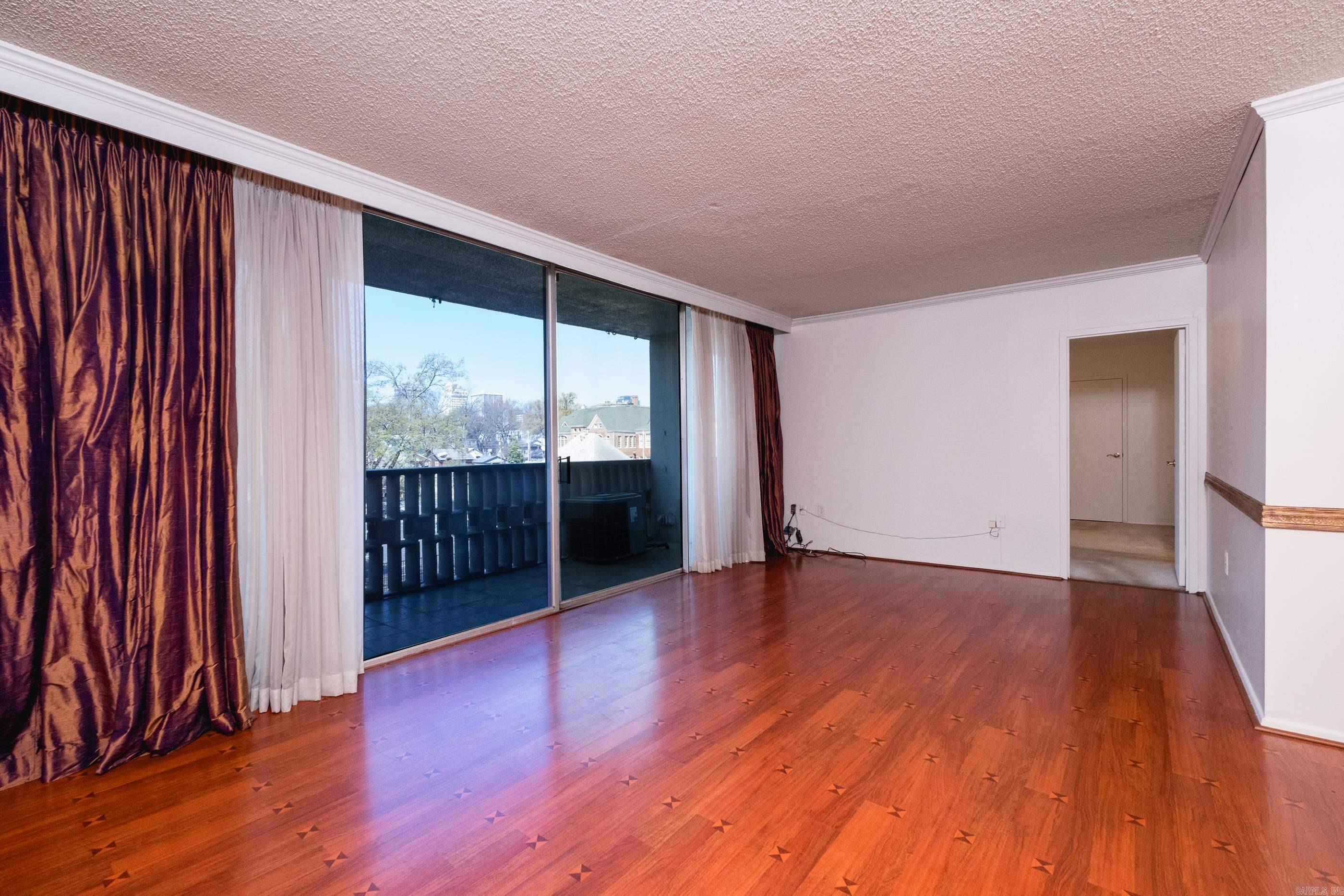 700 E 9th Street Unit 3L