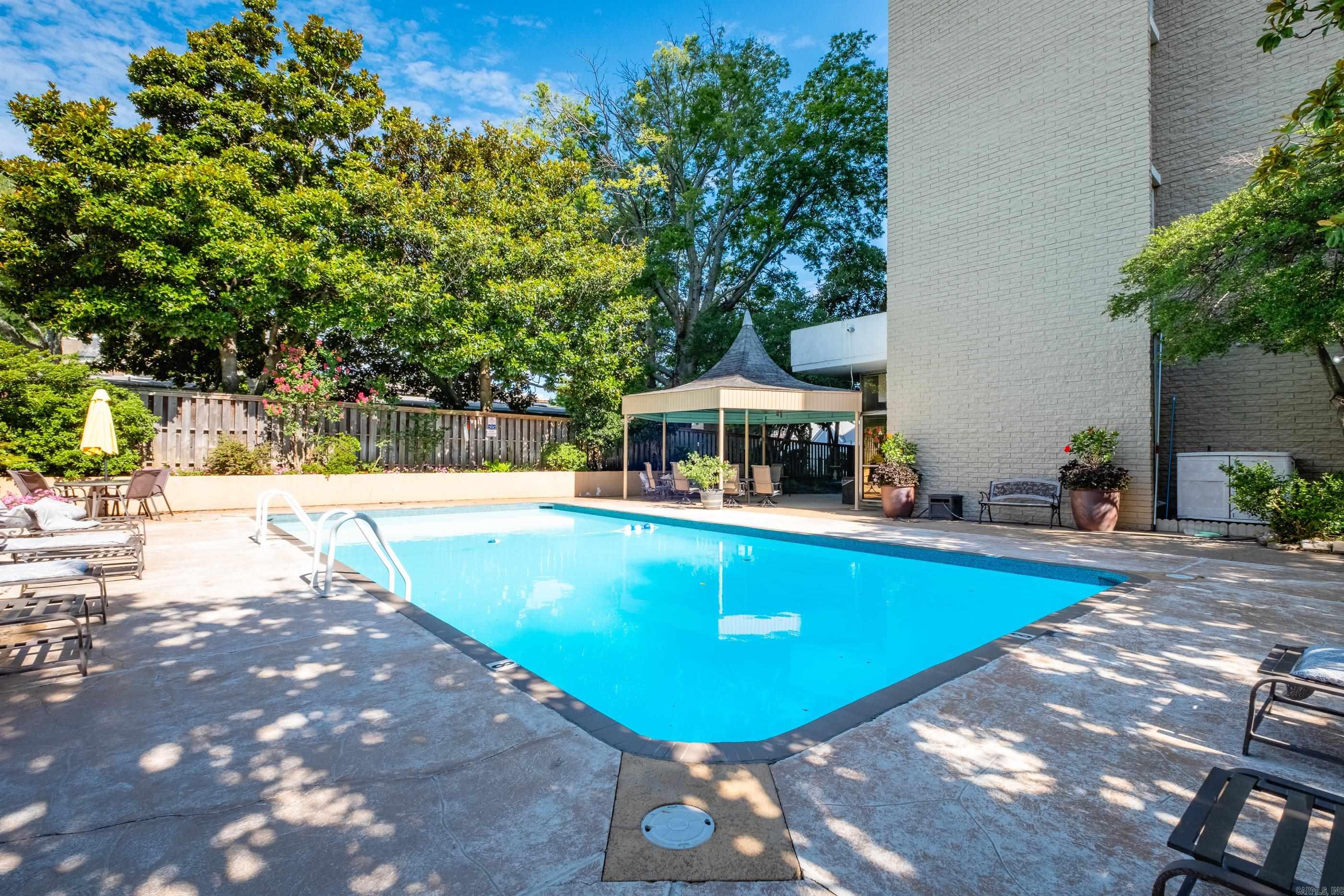 700 E 9th Street Unit 3L