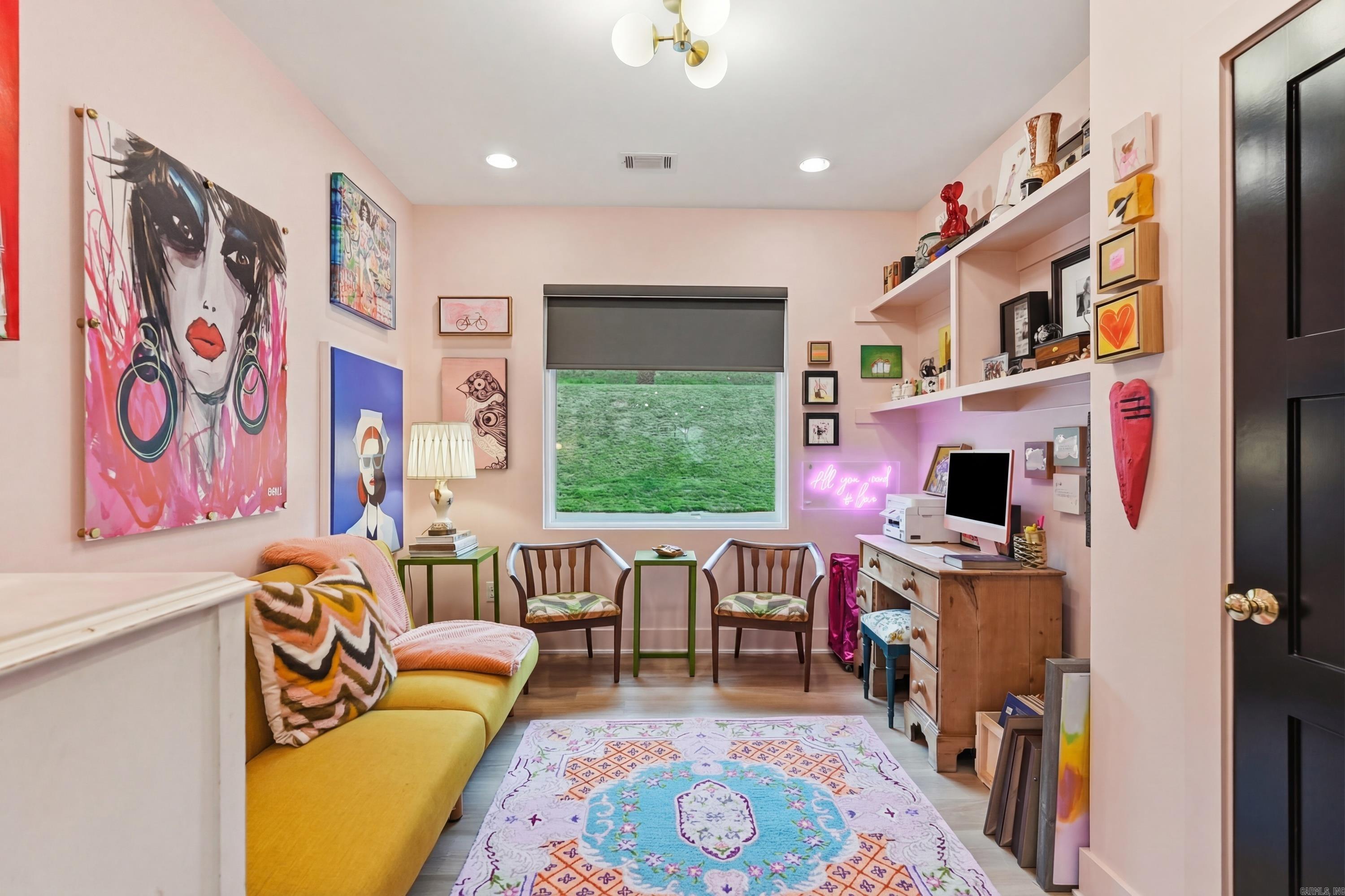 3285 Nob Hill Dr
