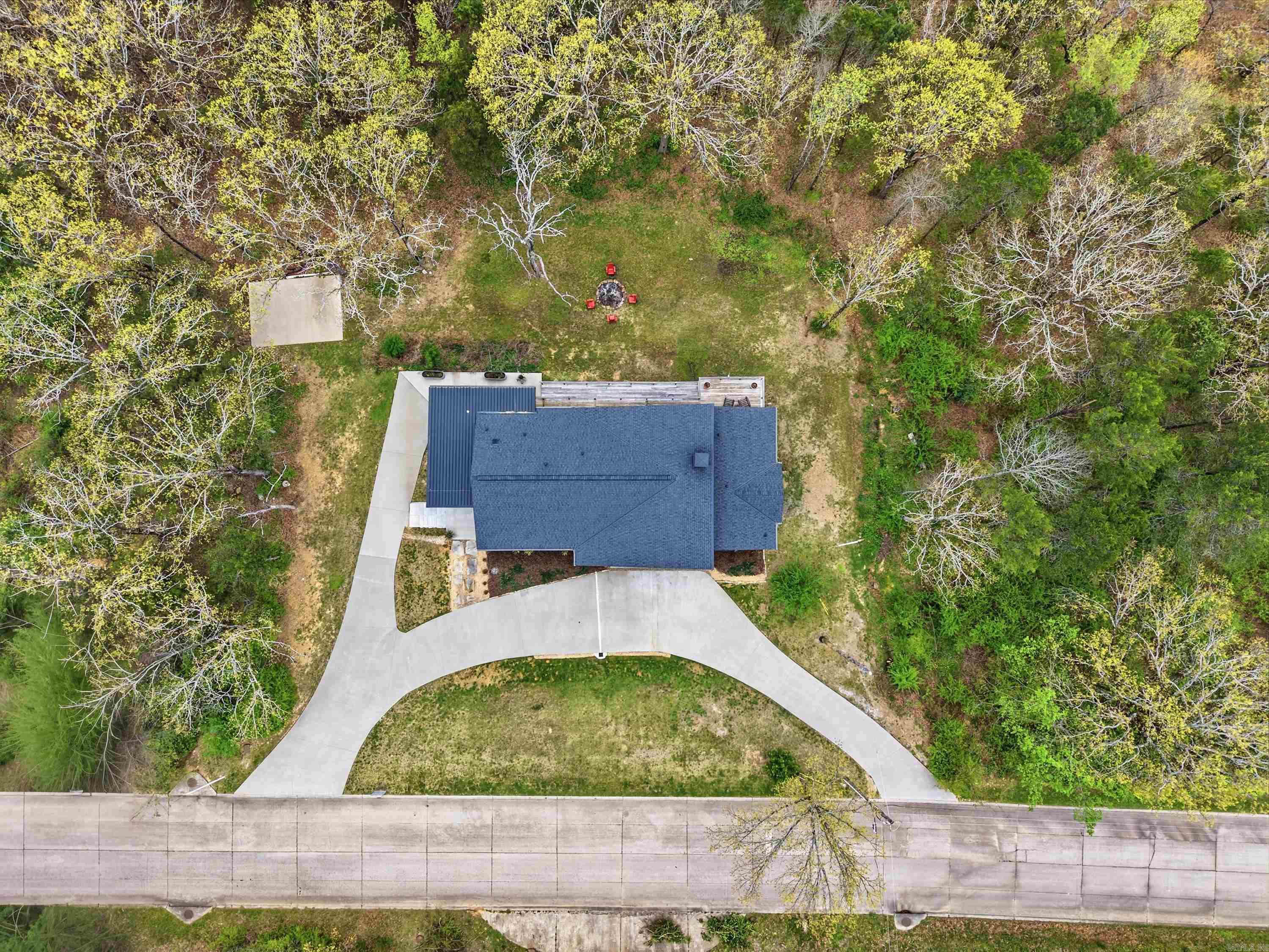 3285 Nob Hill Dr