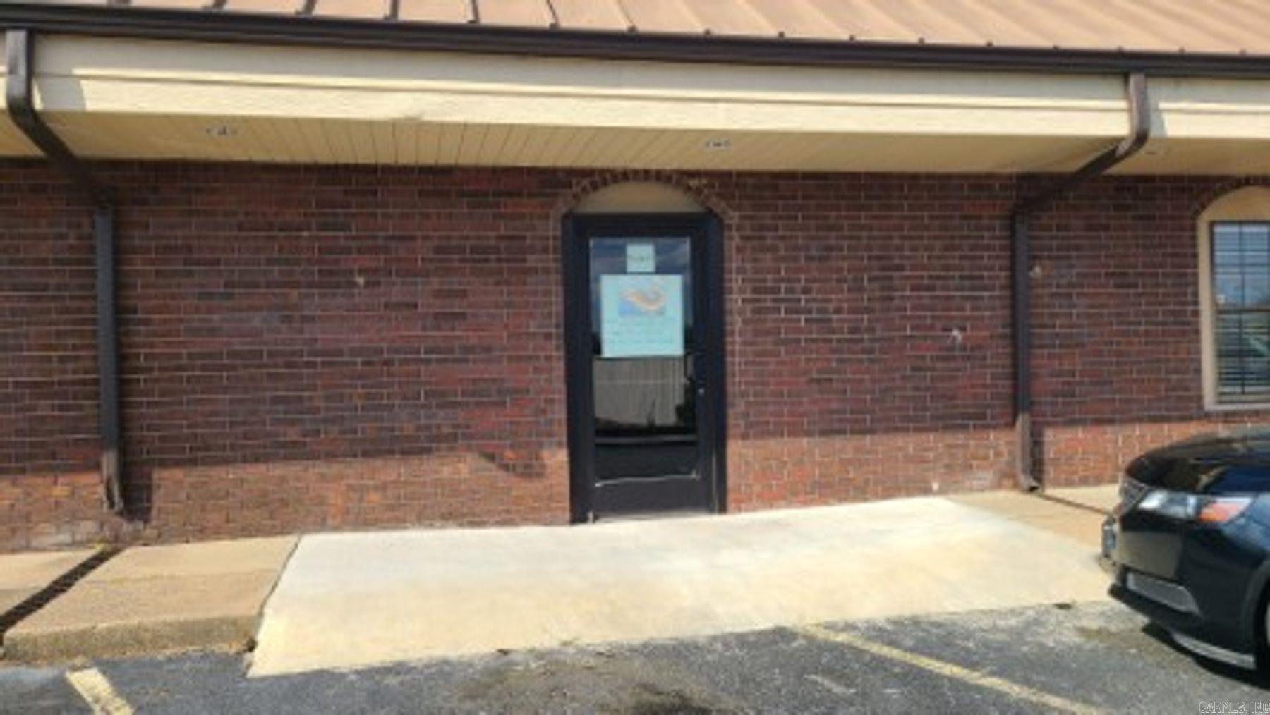 1820 Central Avenue, Suite E