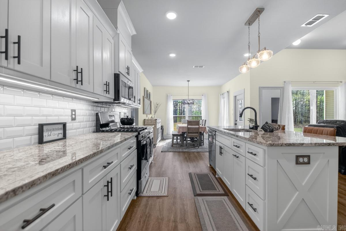 413 Lewallen Road