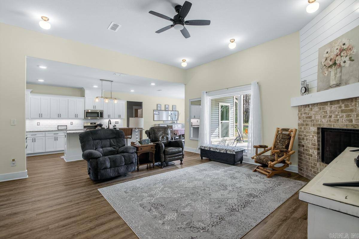 413 Lewallen Road