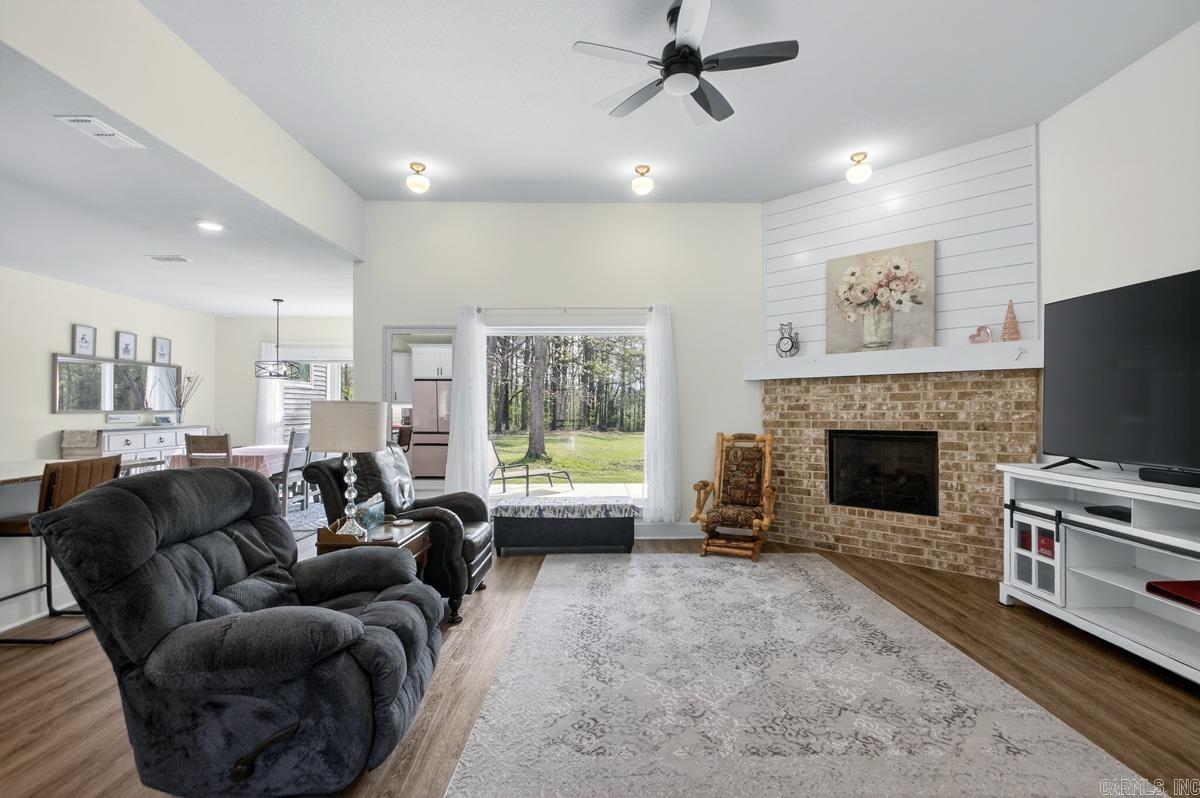 413 Lewallen Road