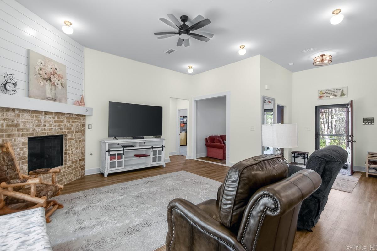 413 Lewallen Road