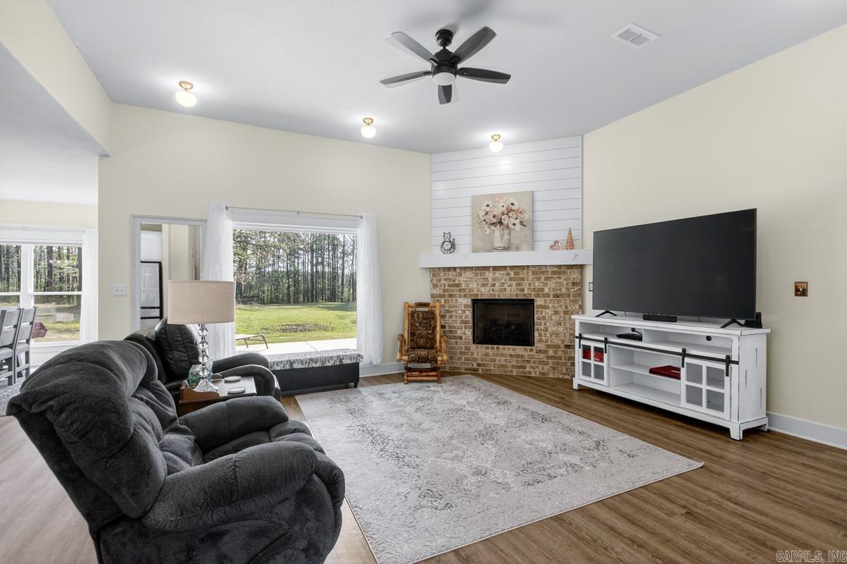 413 Lewallen Road