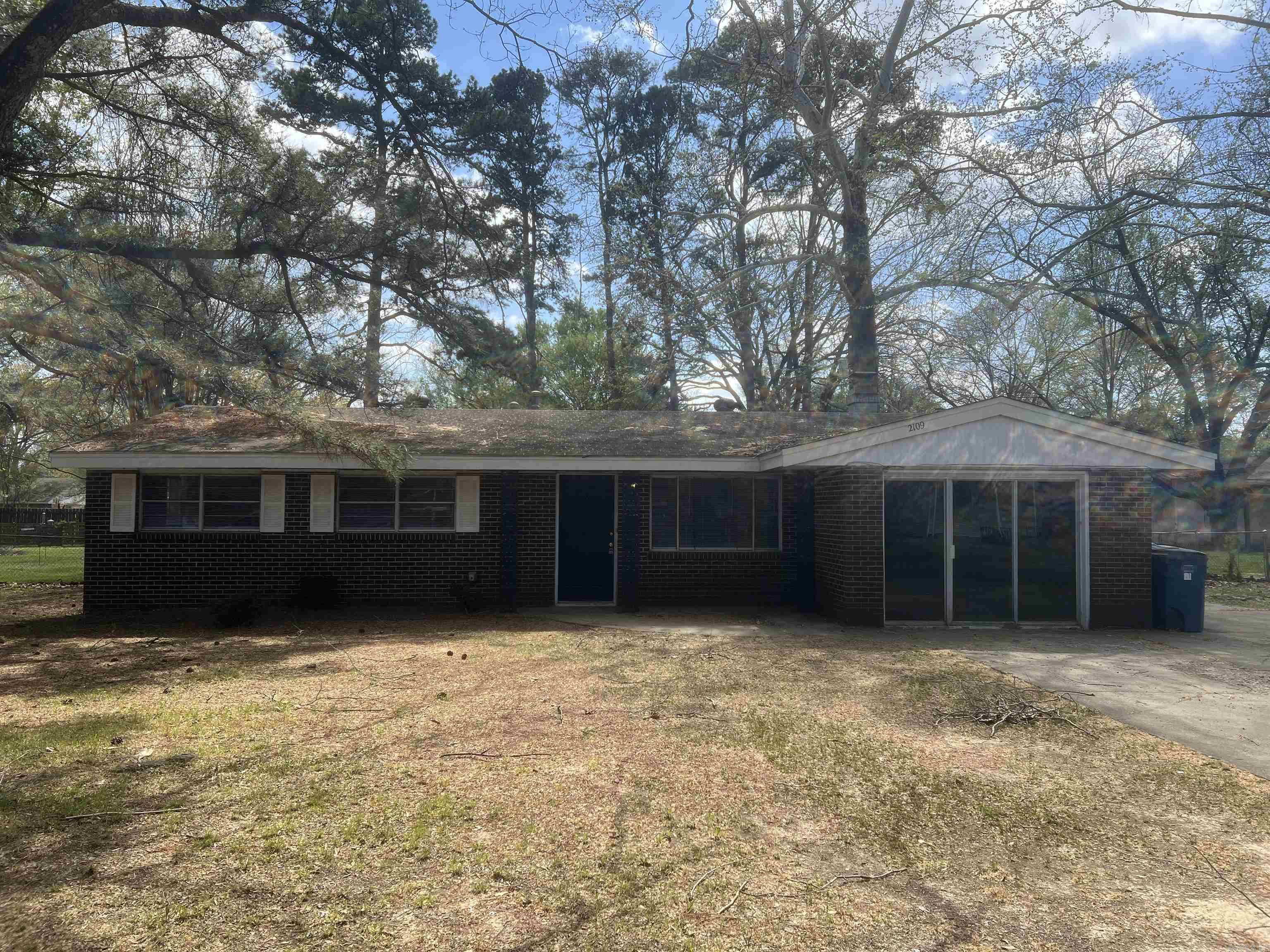 2109 Arkansas Ave