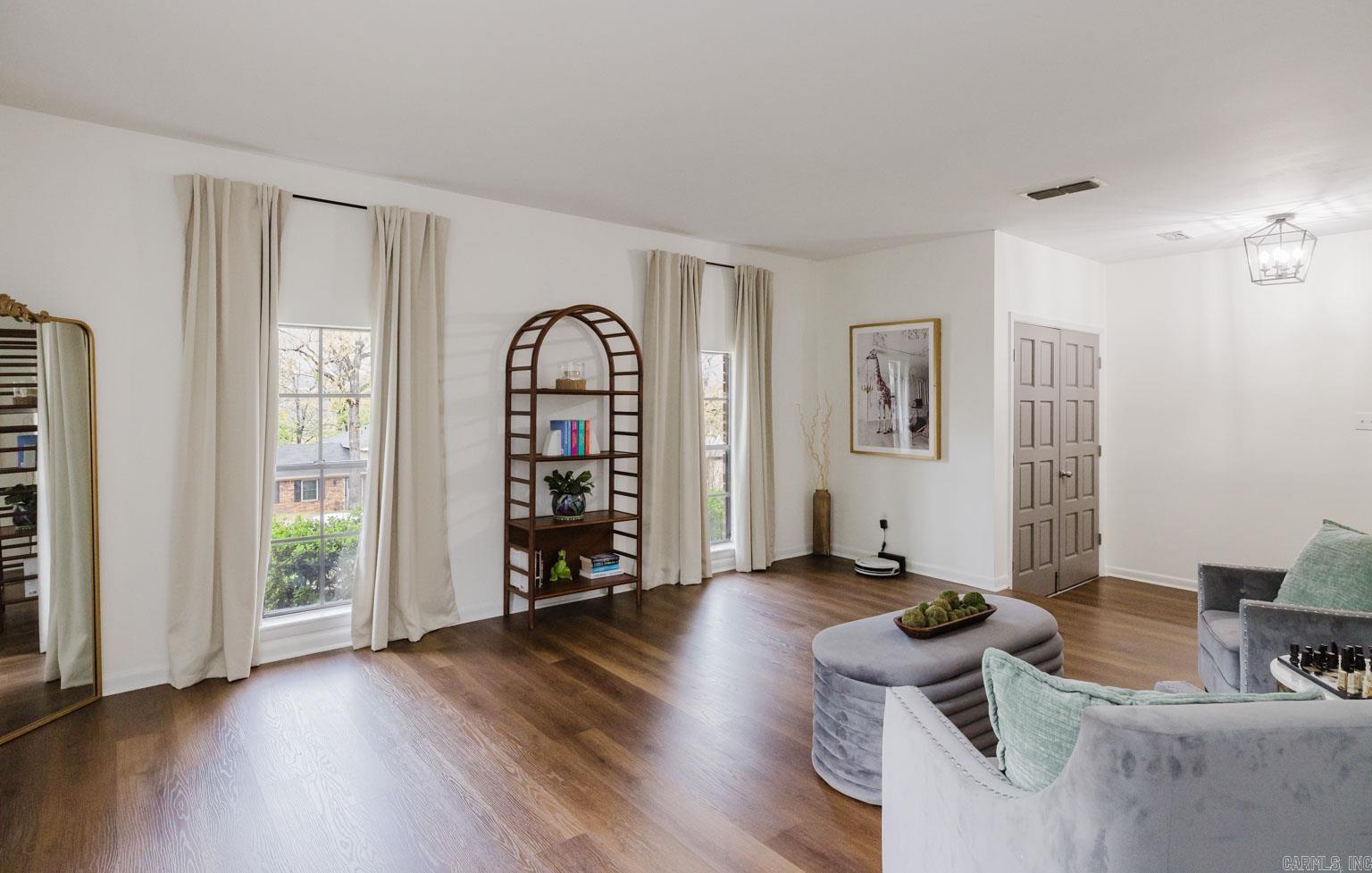 18 Shawnee Forest Cove
