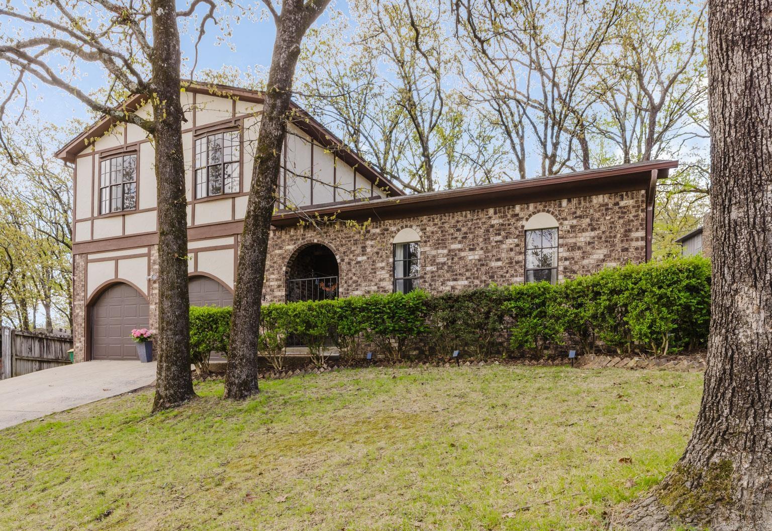 18 Shawnee Forest Cove